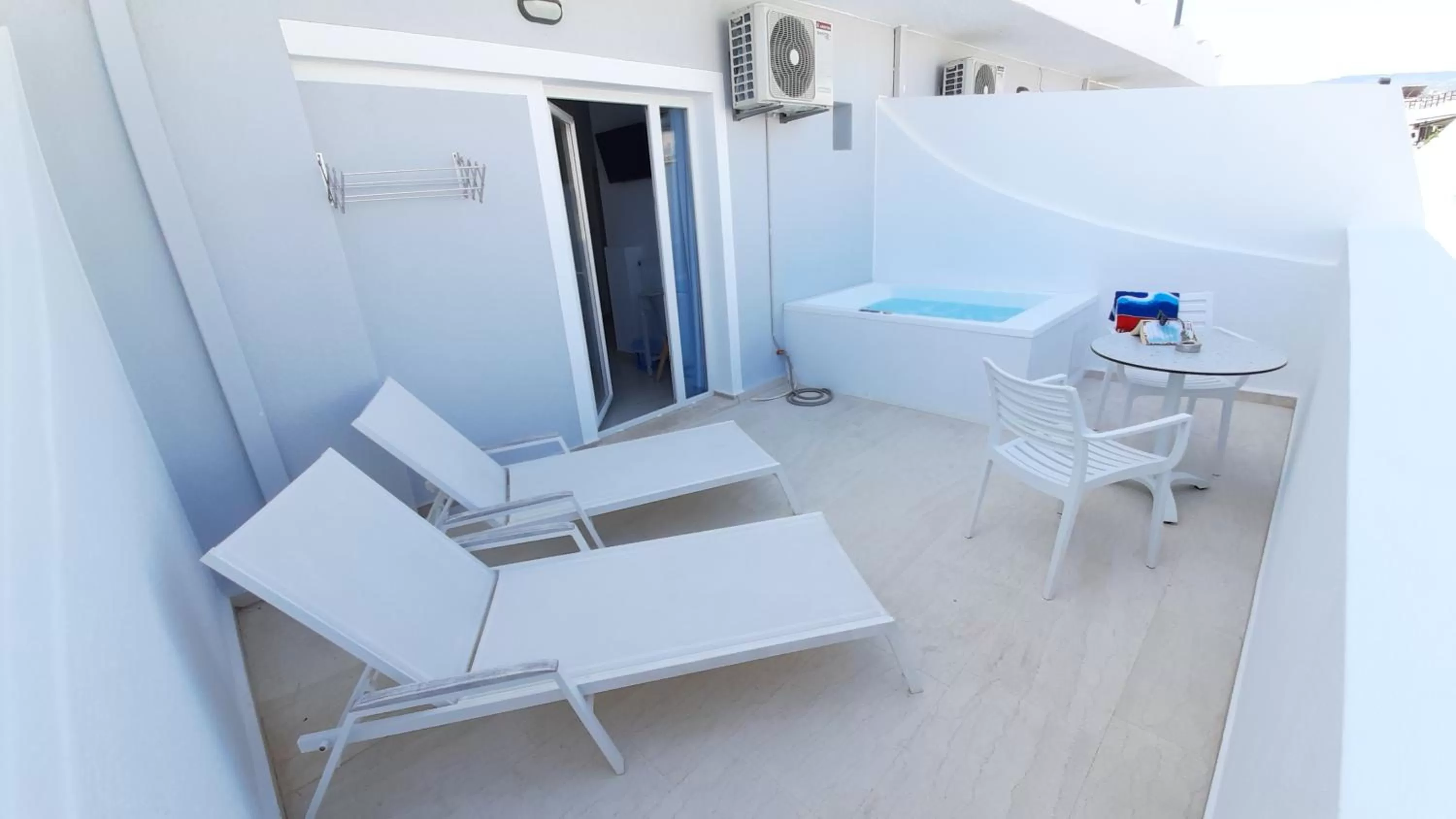 Naiades Marina Hotel