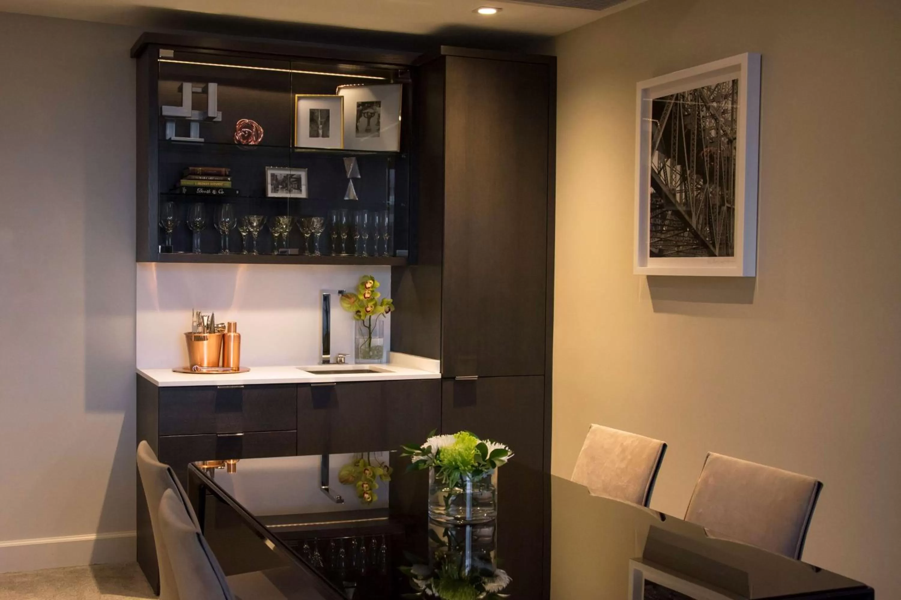 Photo of the whole room in The Benson Portland, Curio Collection by Hilton