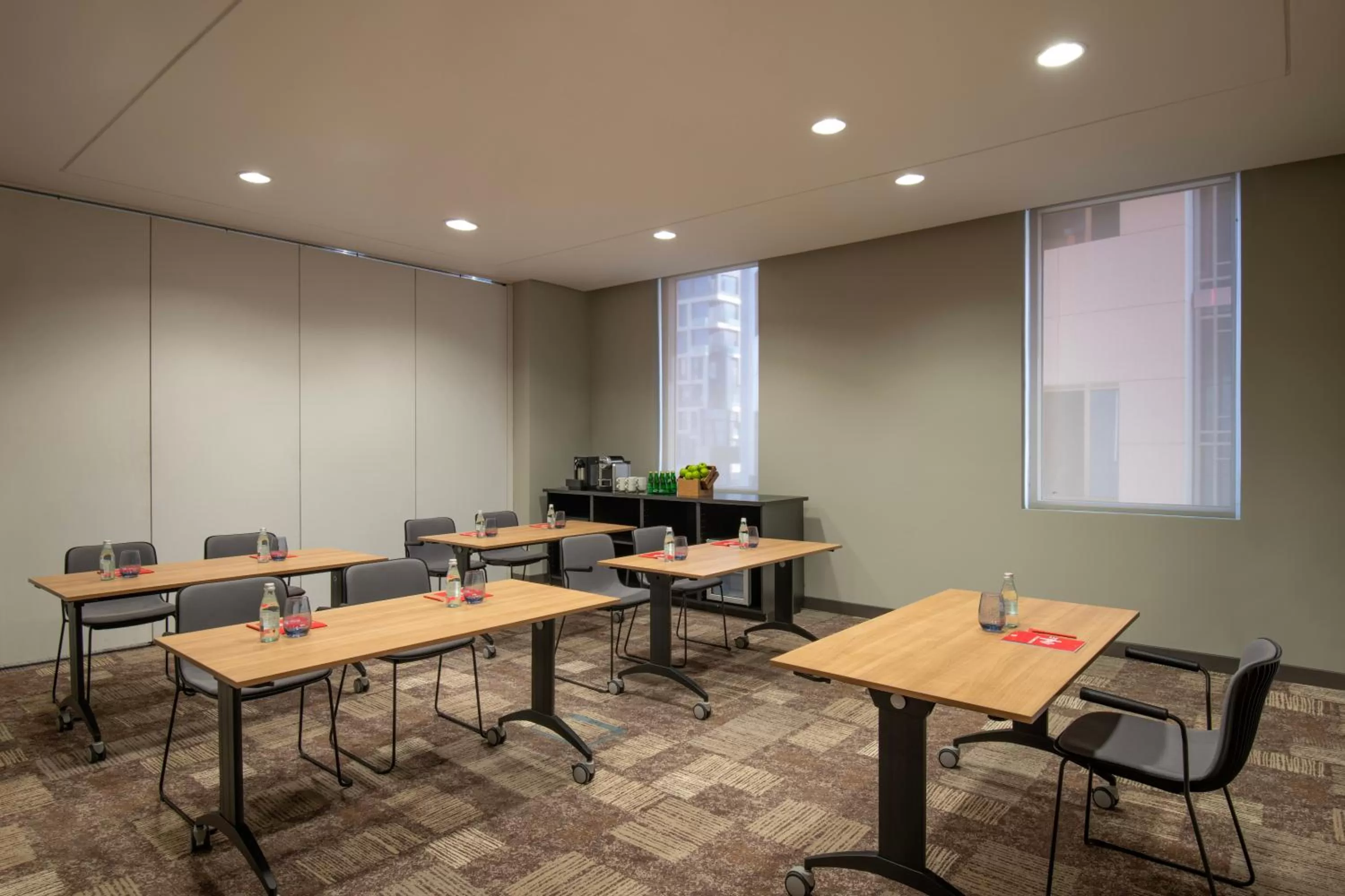 Meeting/conference room in ibis Doha