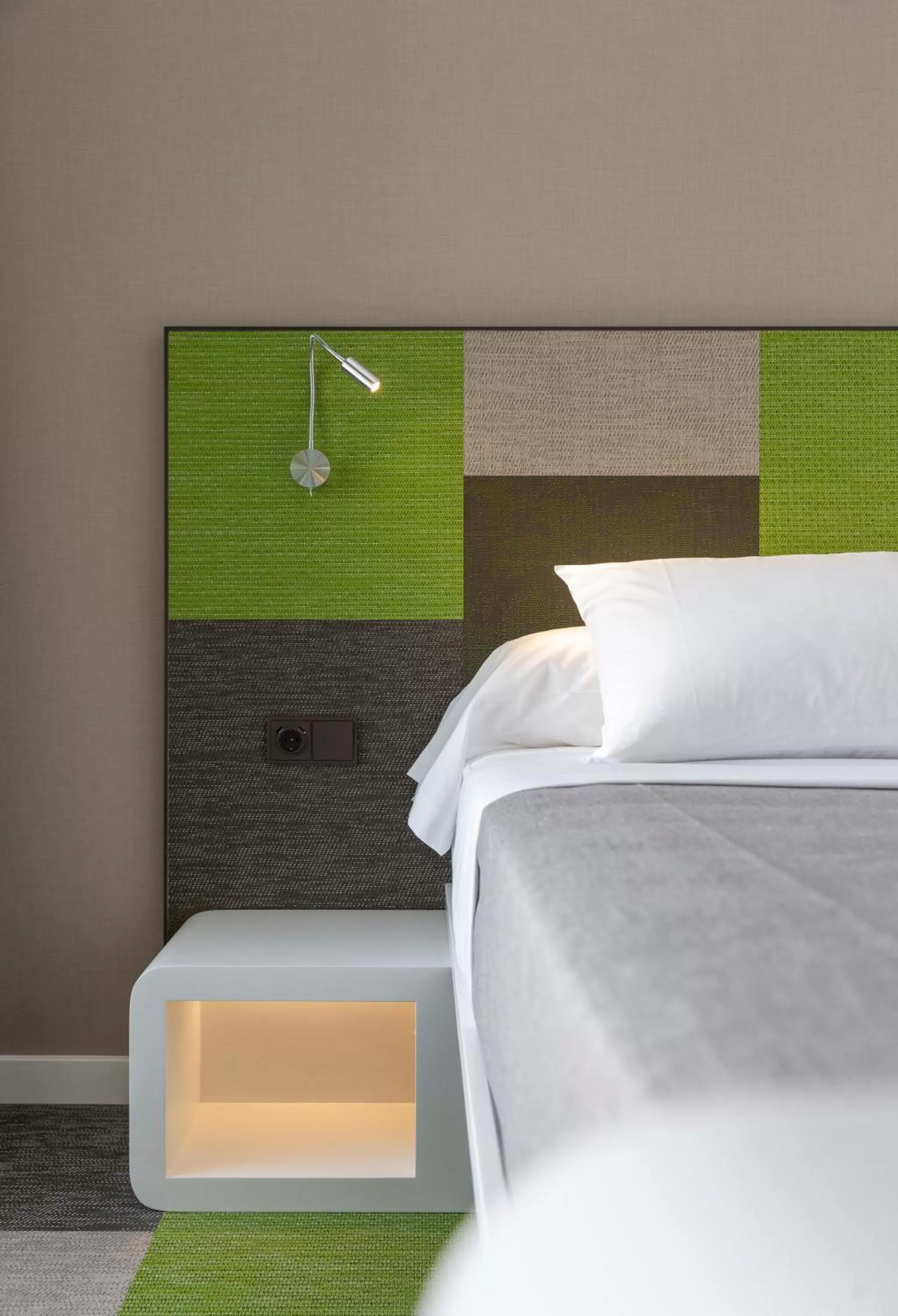 Bed in Hotel Macià Sevilla Kubb