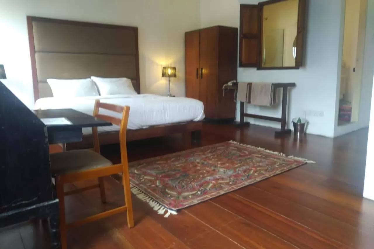 Bed in Ren I Tang Heritage Inn