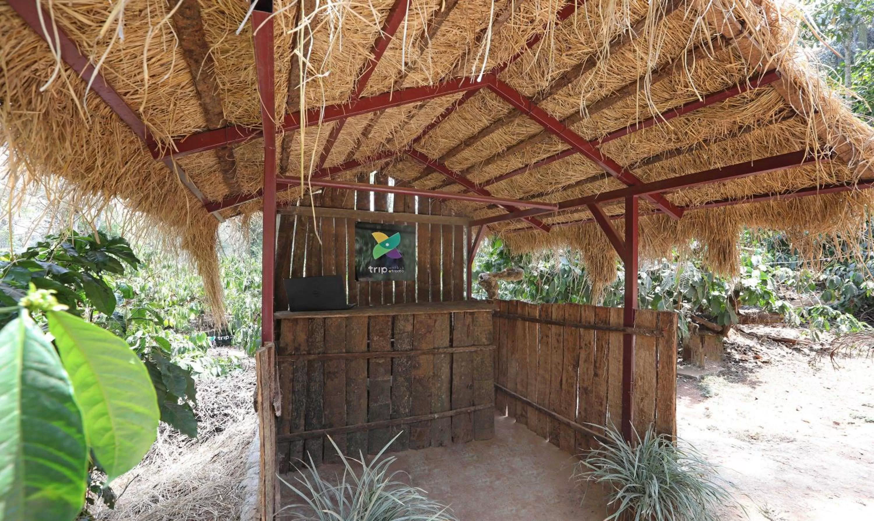 Facade/entrance in Itsy Hotels Jammabane Cottage