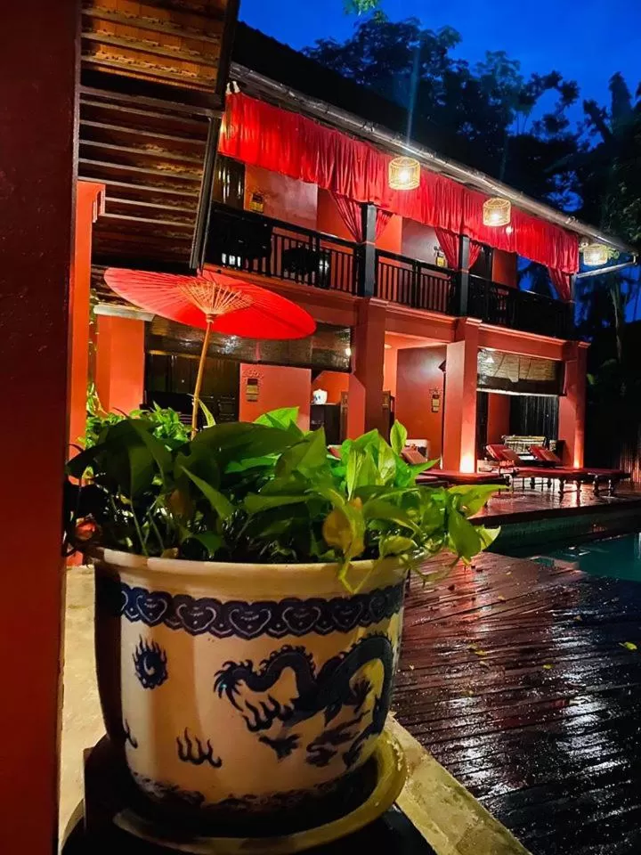 Tri Yaan Na Ros Colonial House