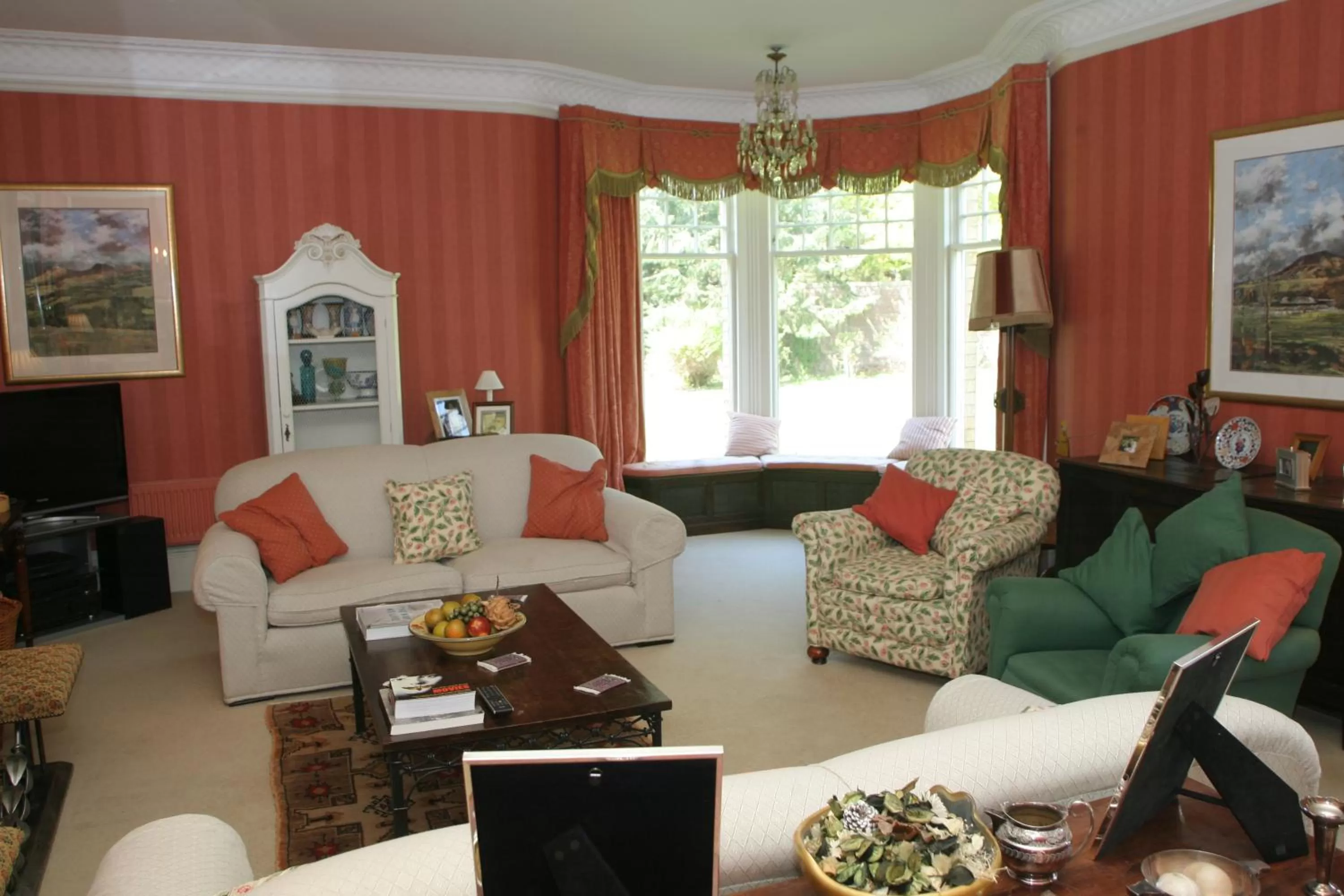 Communal lounge/ TV room in Kirklands House