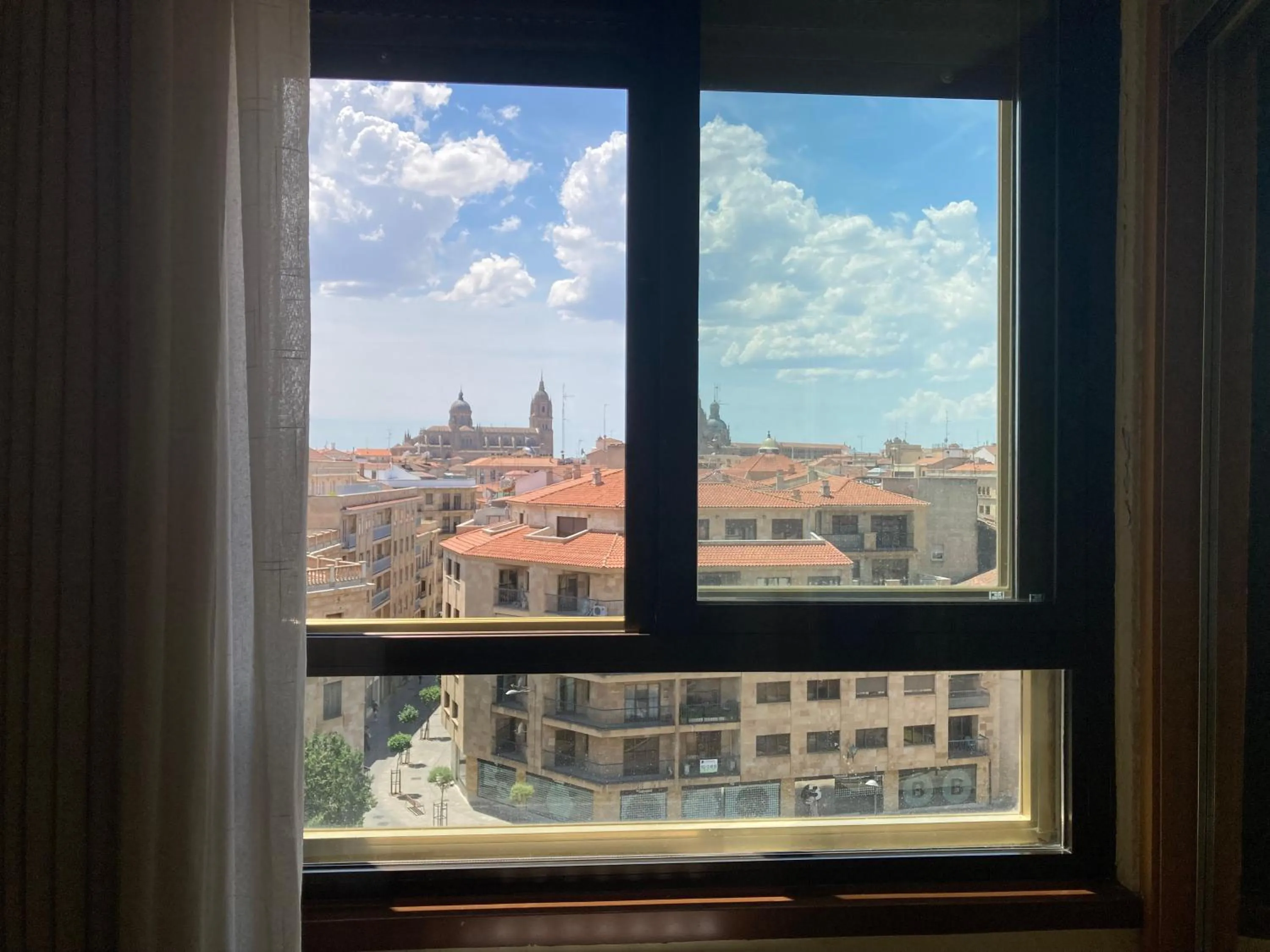 City view in Hotel Condal