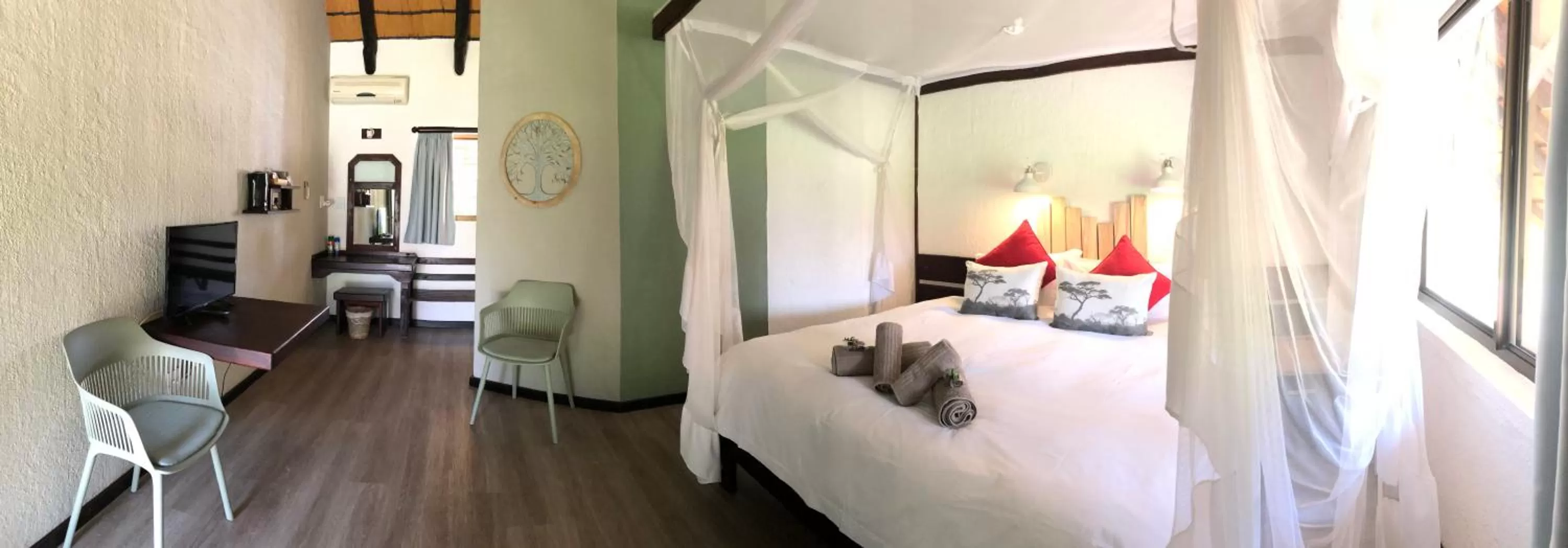 Bedroom in Okahandja Country Hotel