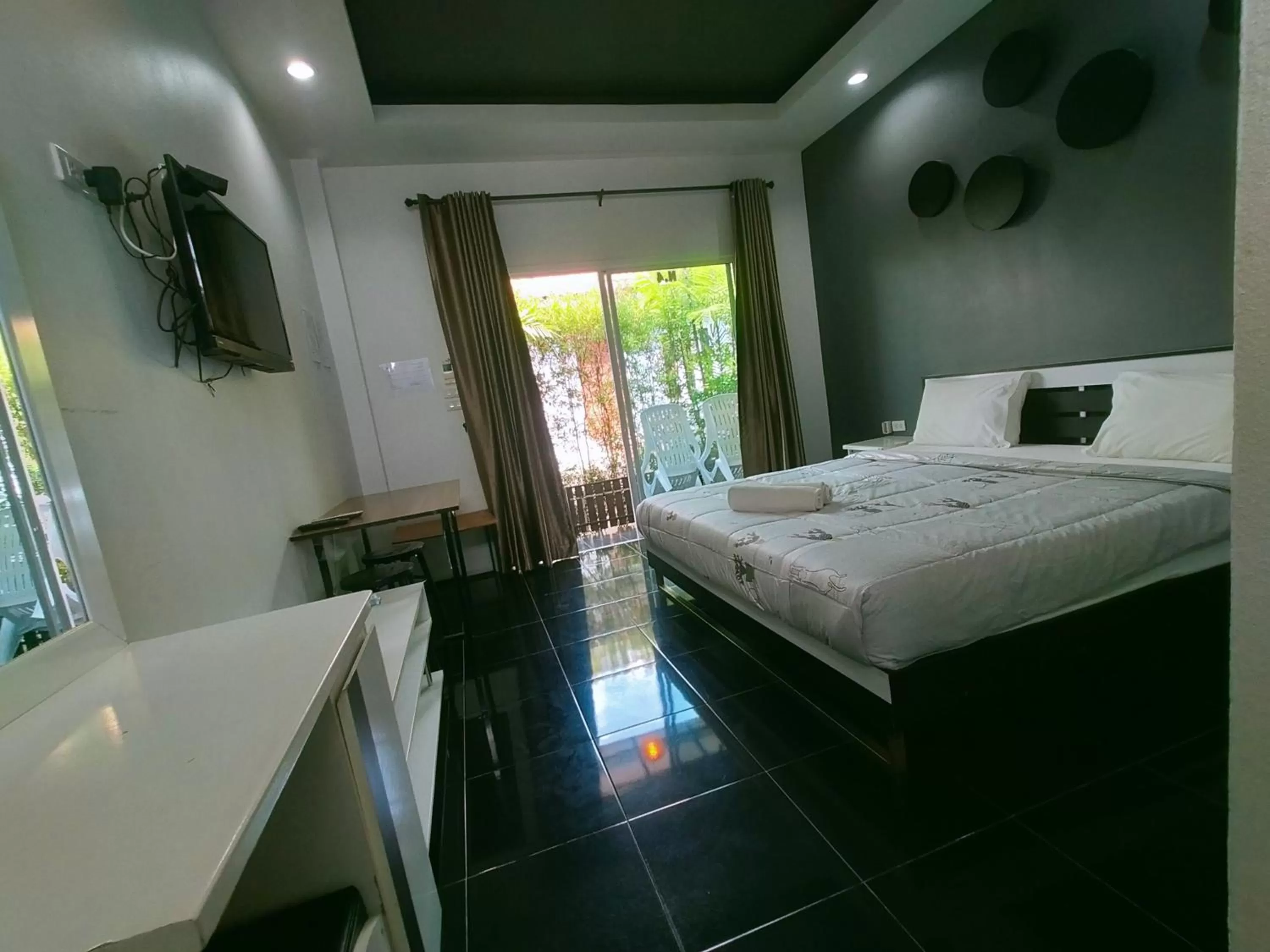 Bed in Nemo 2 Resort