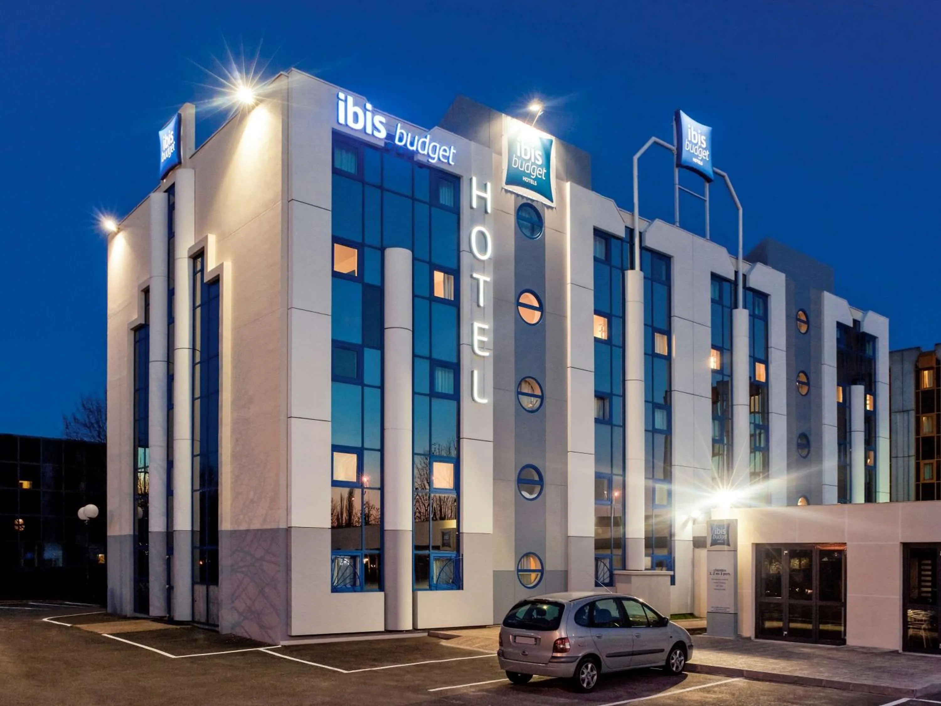 Property building in ibis budget Grigny Centre