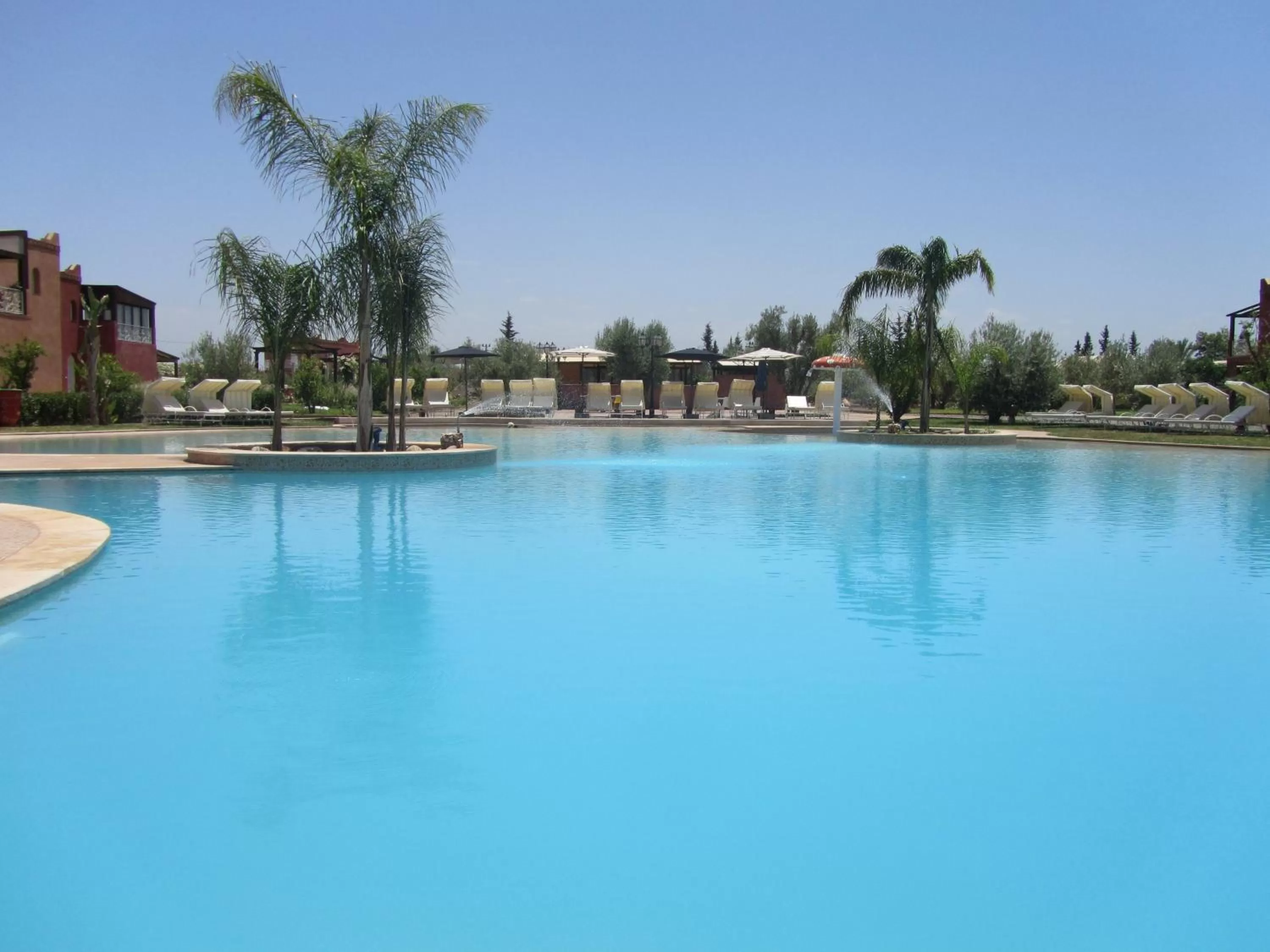 Swimming Pool in Résidence Habiba