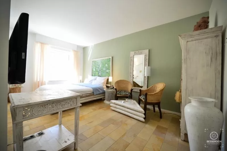 Day, Bed in Domaine Leidinger