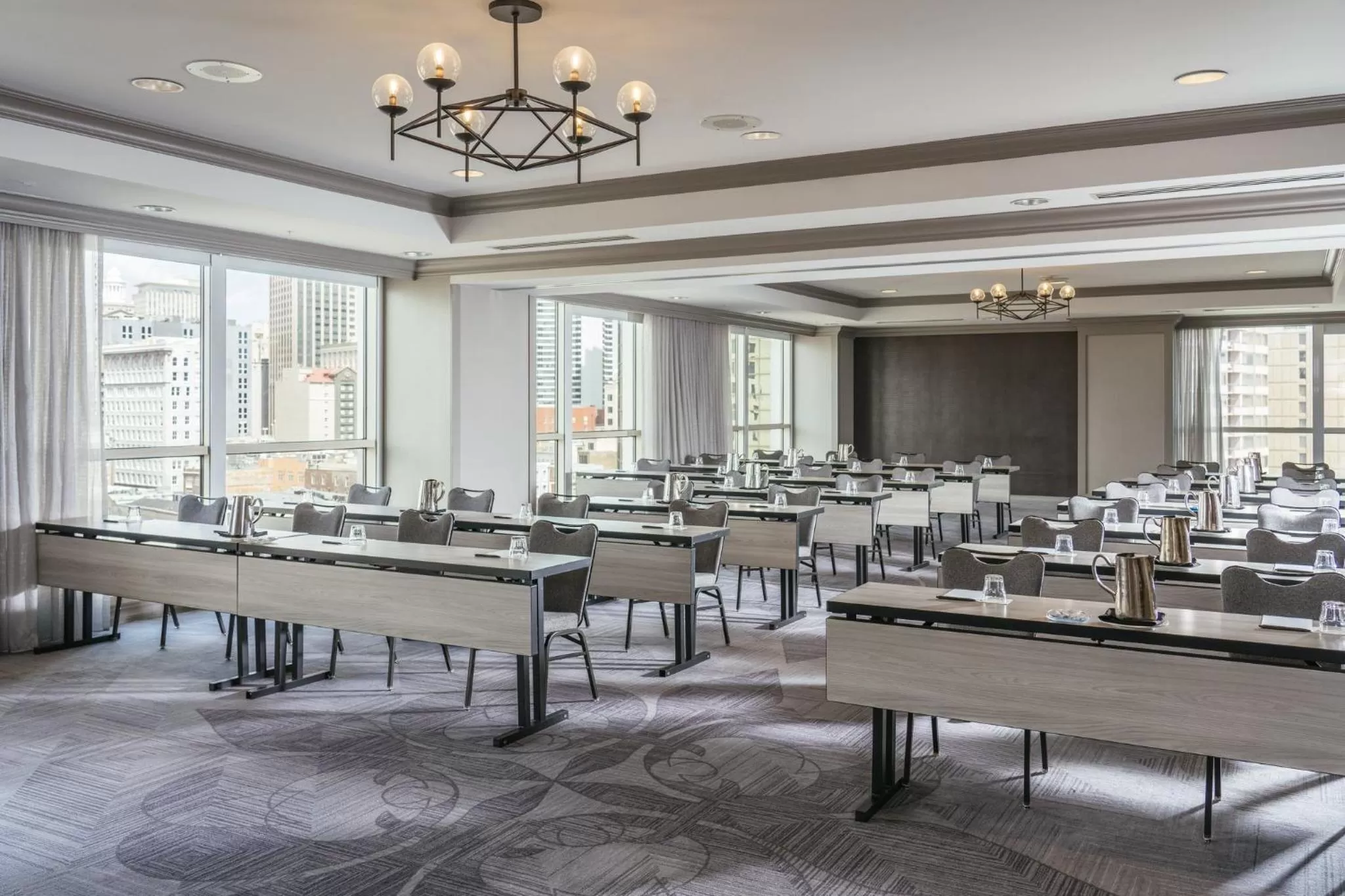 Meeting/conference room in Loews New Orleans Hotel
