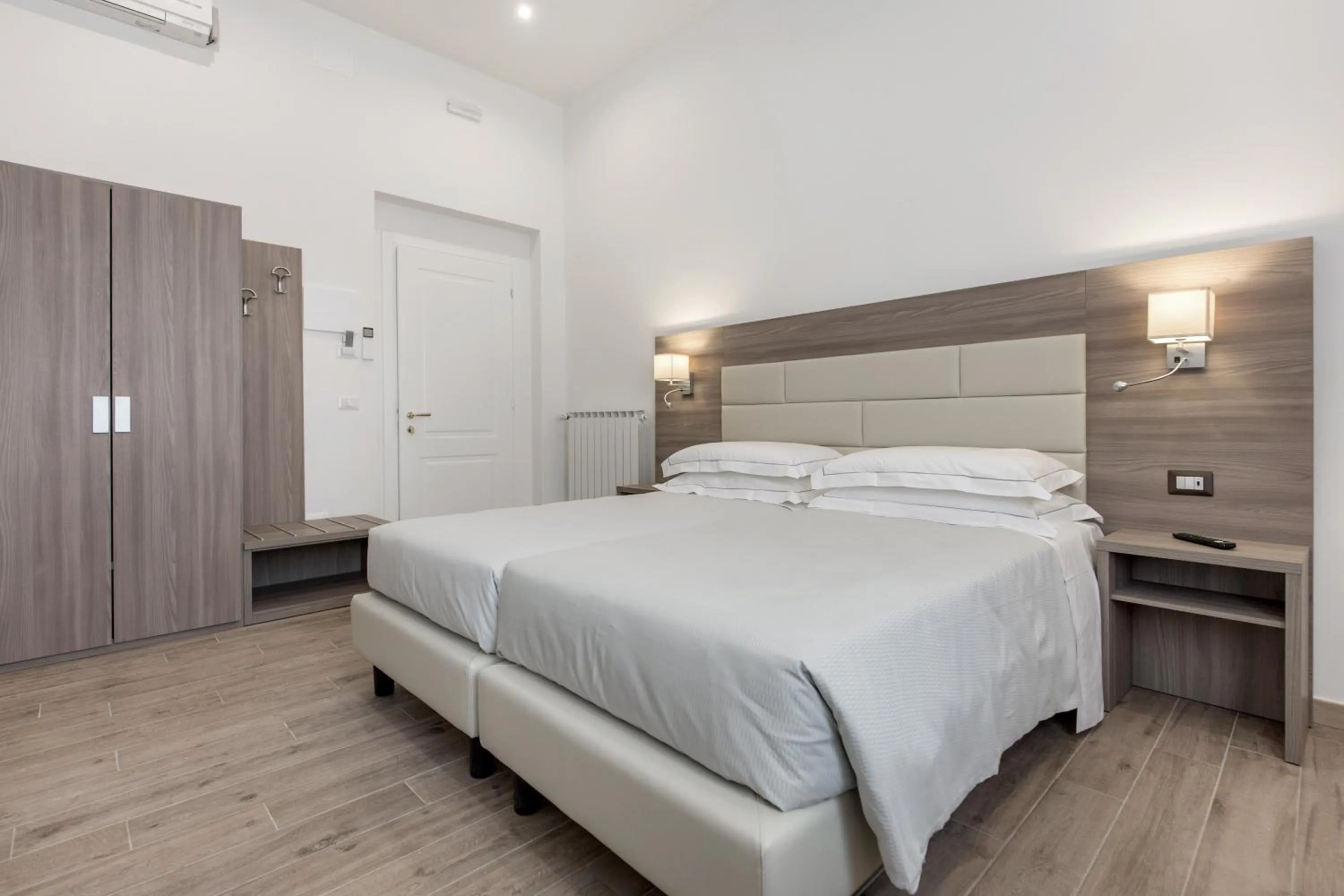 Photo of the whole room, Bed in Apollo Guest House