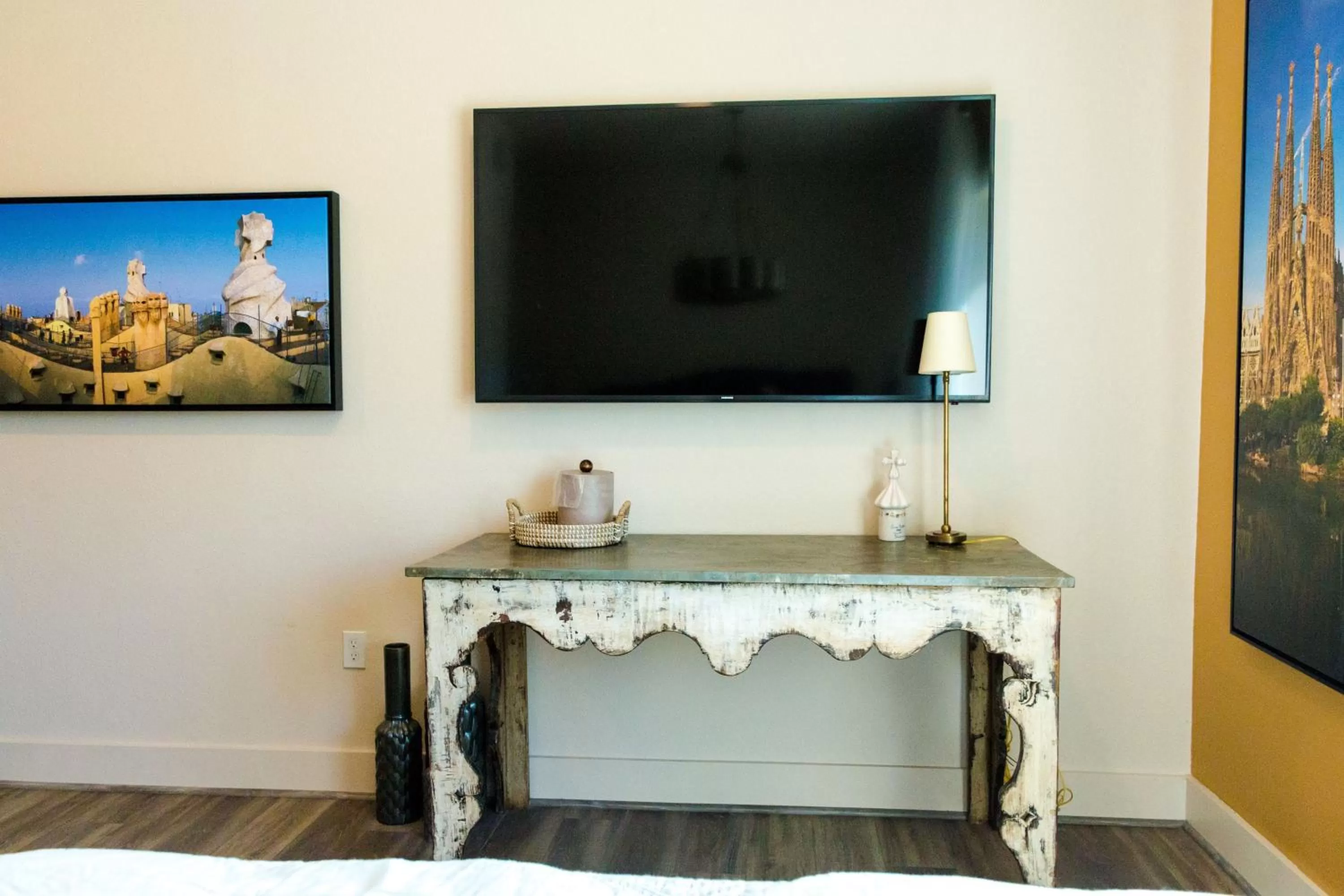 The Bishop Arts Hotel by Qresorts