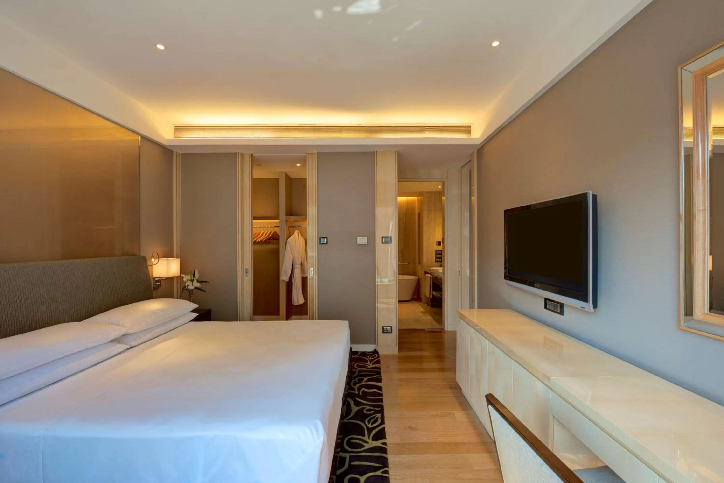 Bedroom, Bed in Hyatt Regency Pune Hotel & Residences