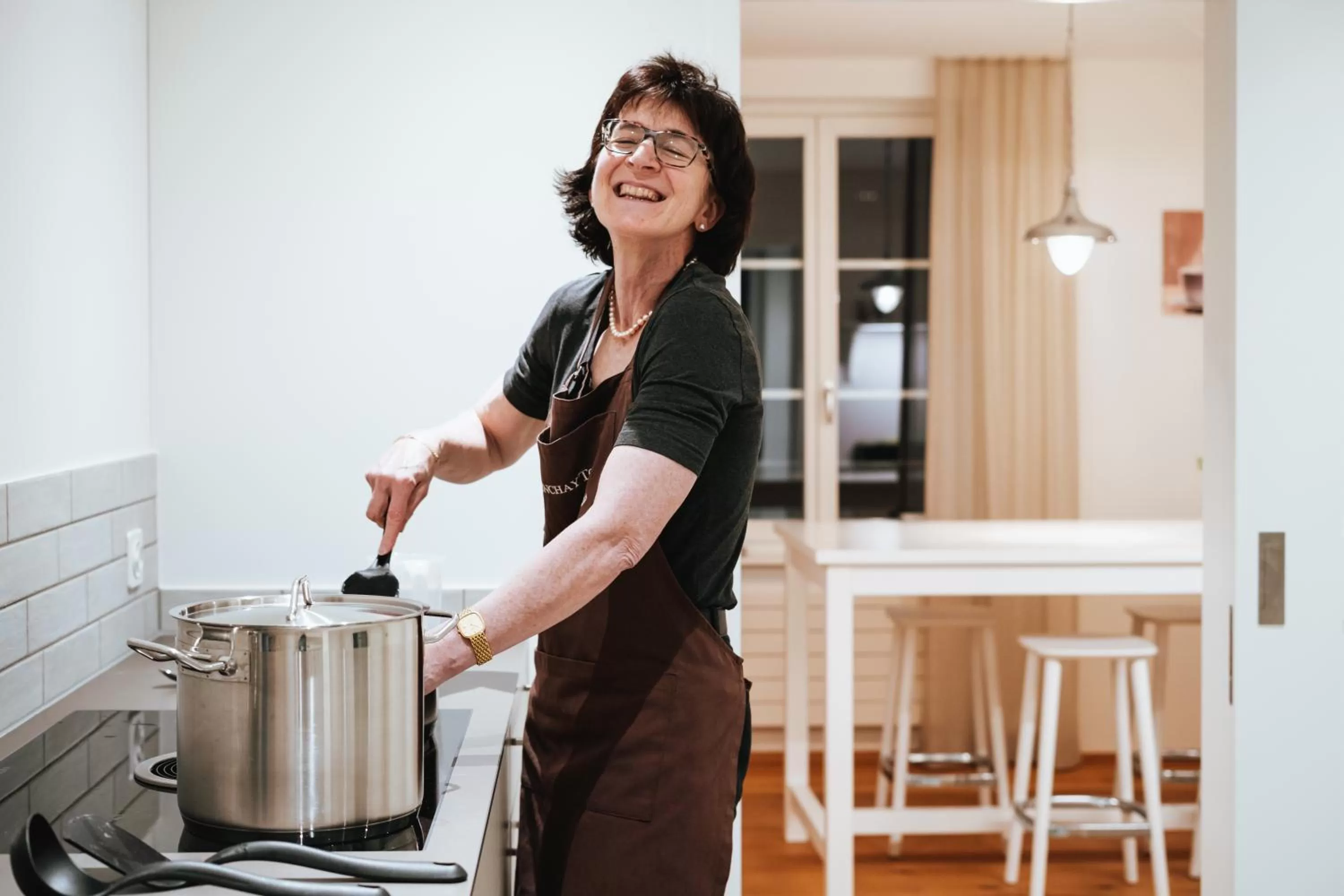 Restaurant/places to eat in Verena's Boutique Villa au lac