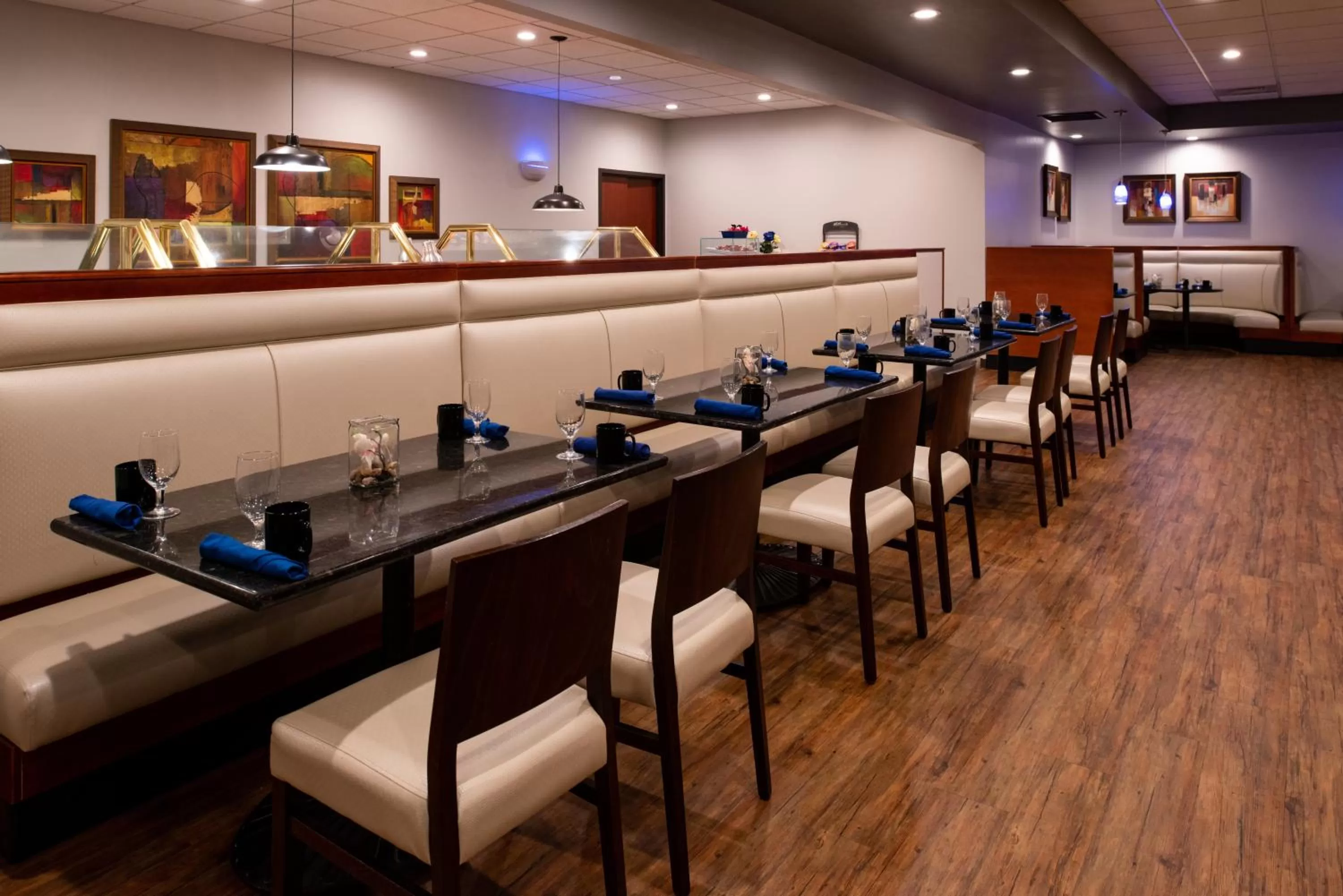 Restaurant/places to eat in Holiday Inn Hotel and Suites Beaumont-Plaza I-10 & Walden by IHG