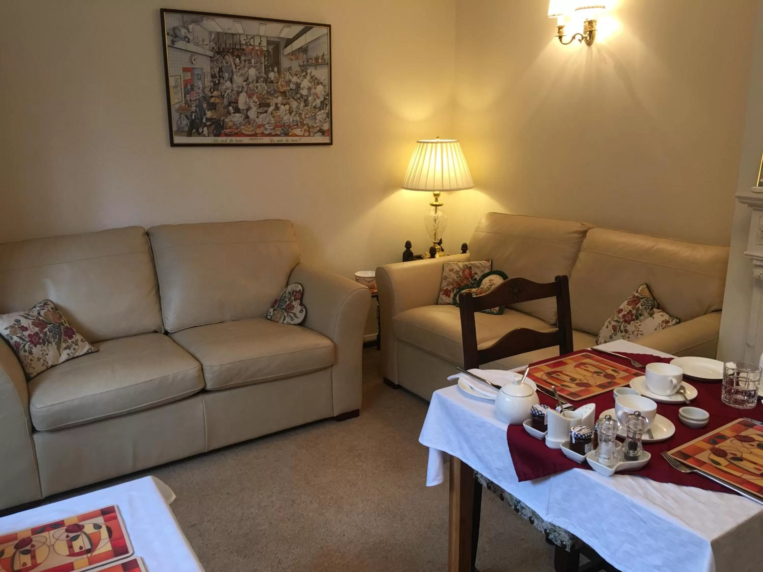 Communal lounge/ TV room, Seating Area in Grove House Bed & Breakfast