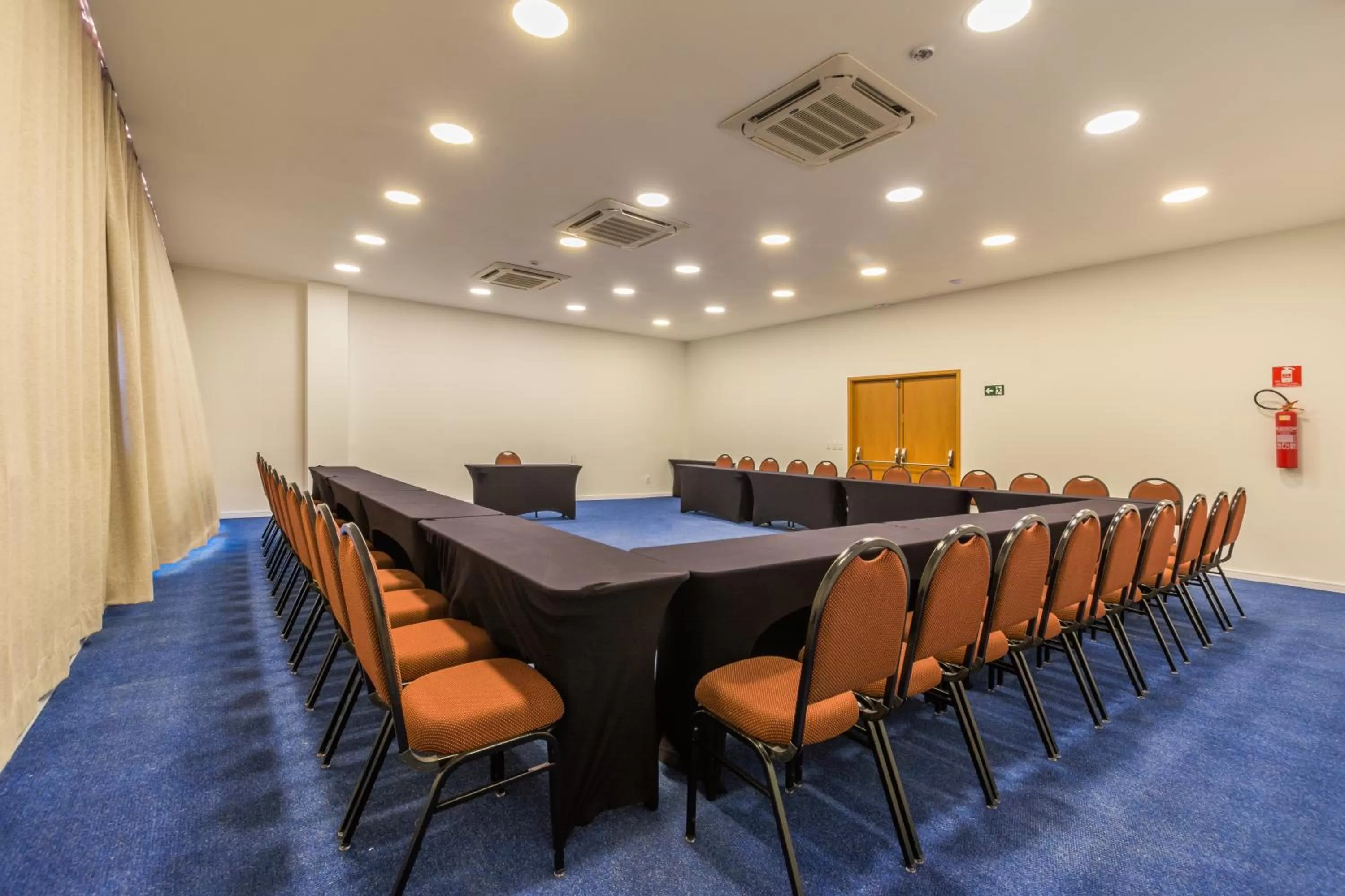 Business facilities in Bristol Guararapes Fortaleza Centro de Eventos
