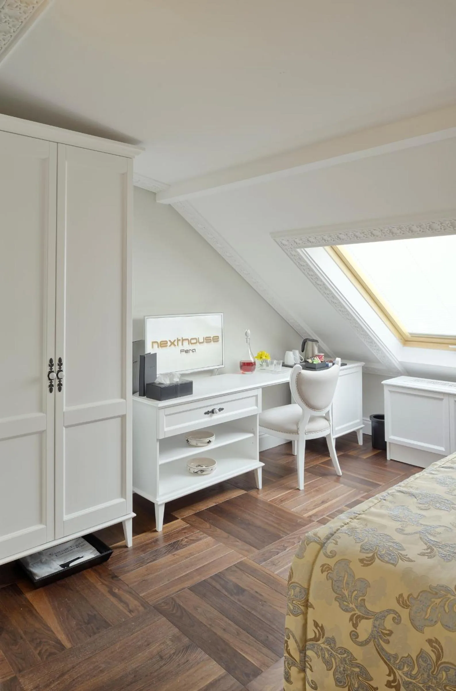 TV and multimedia, Bed in Nexthouse Pera Hotel