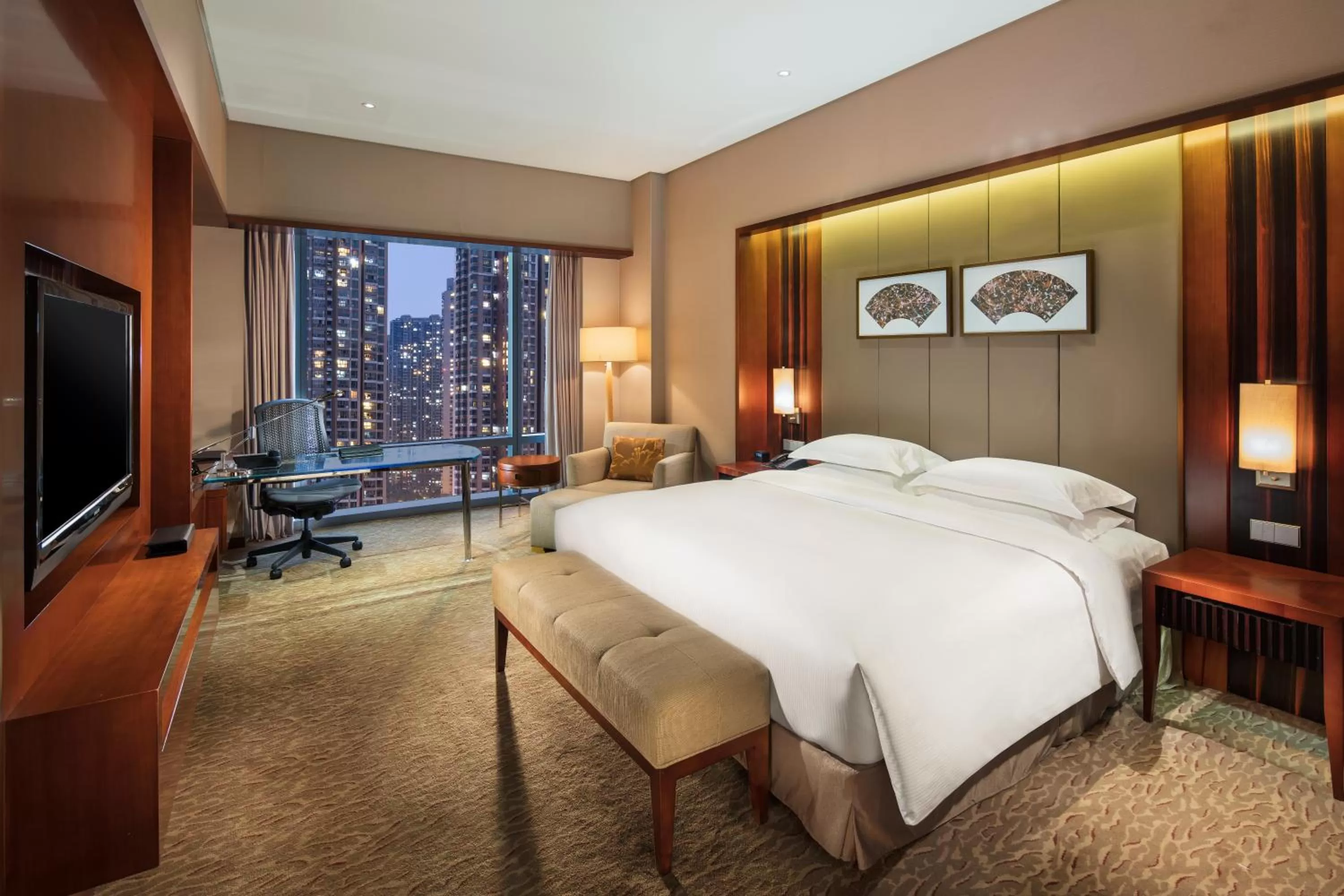 Bed in Hilton Nanjing Riverside