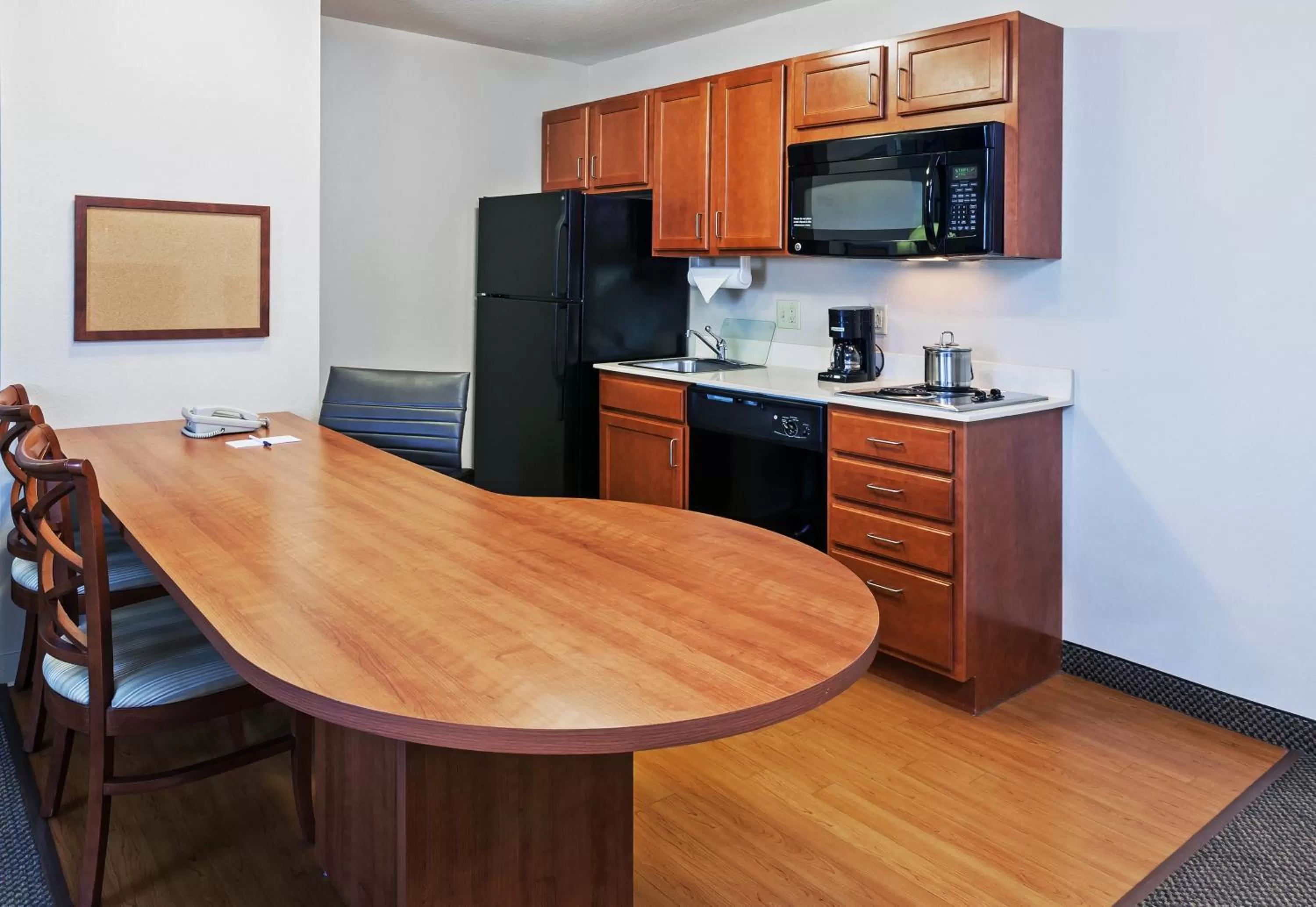 Photo of the whole room in Candlewood Suites Owasso by IHG