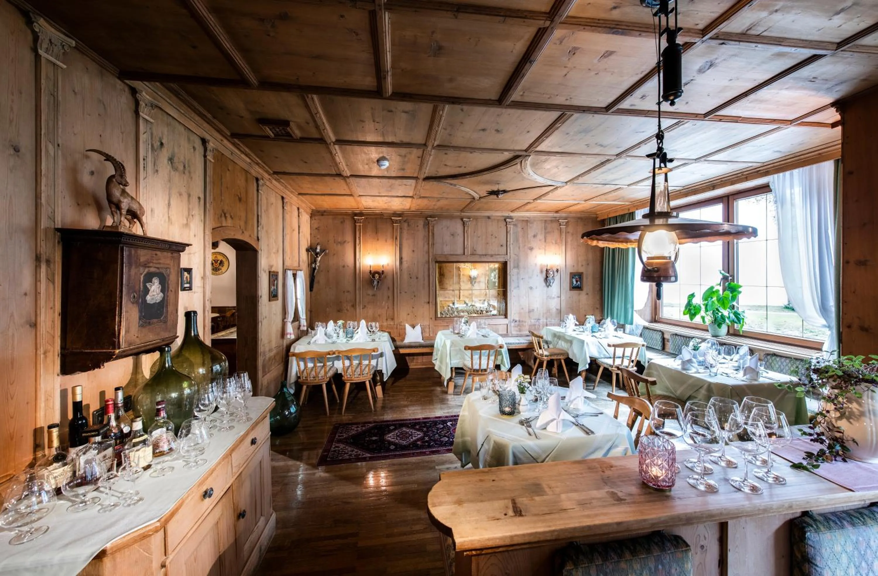 Restaurant/places to eat in Alpenhotel Kramerwirt