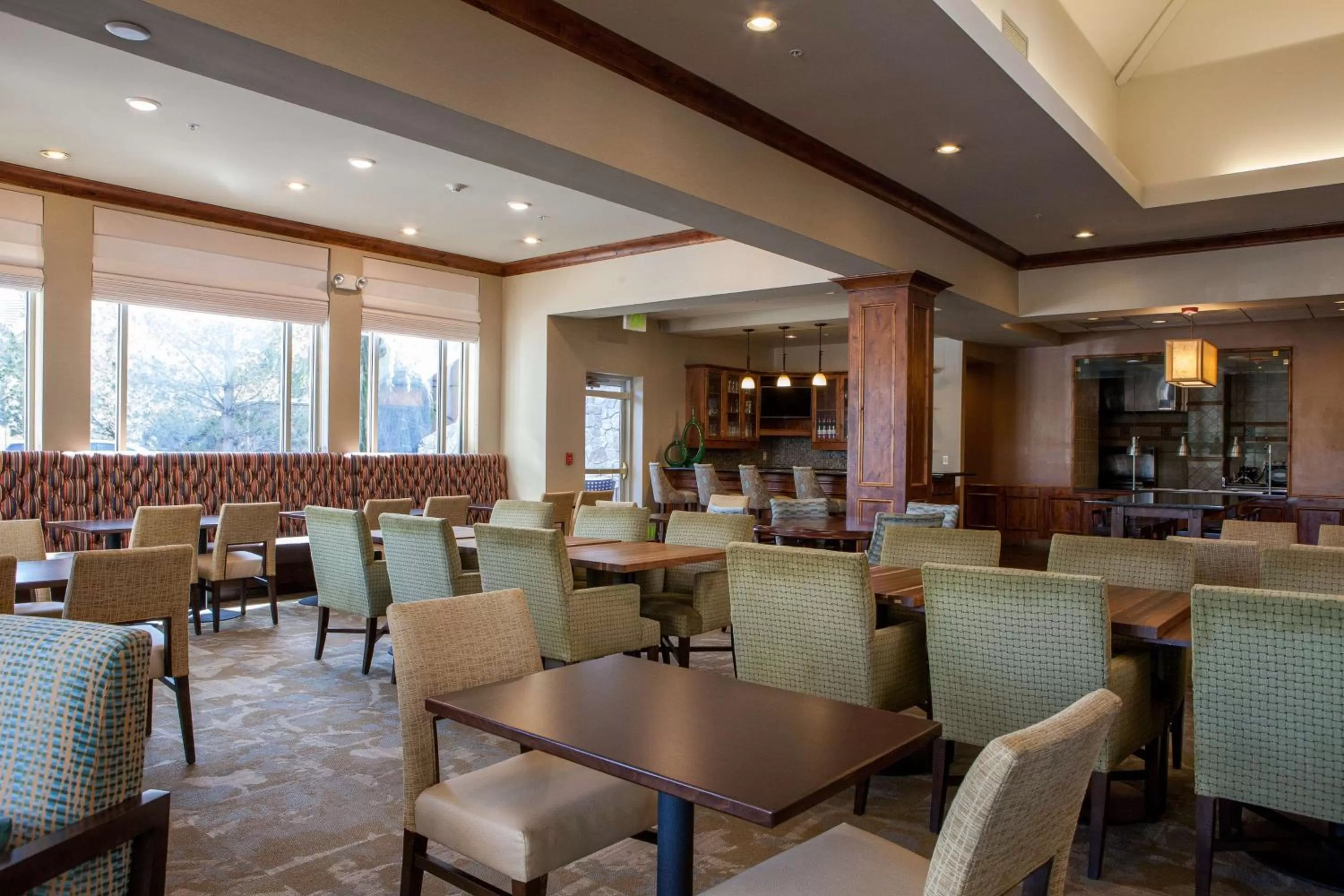 Restaurant/places to eat in Hilton Garden Inn Boise / Eagle