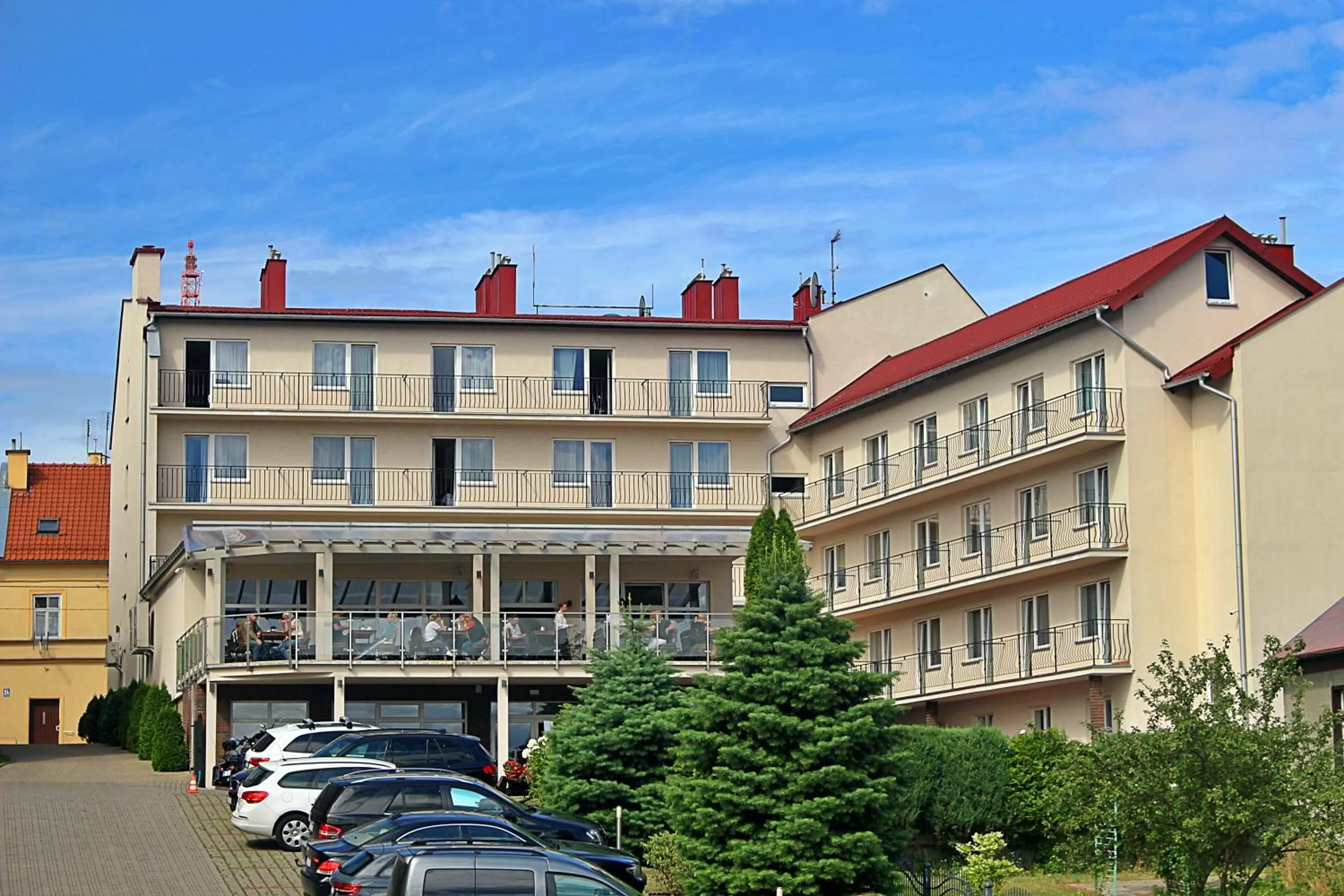 Property building in Hotel Huszcza