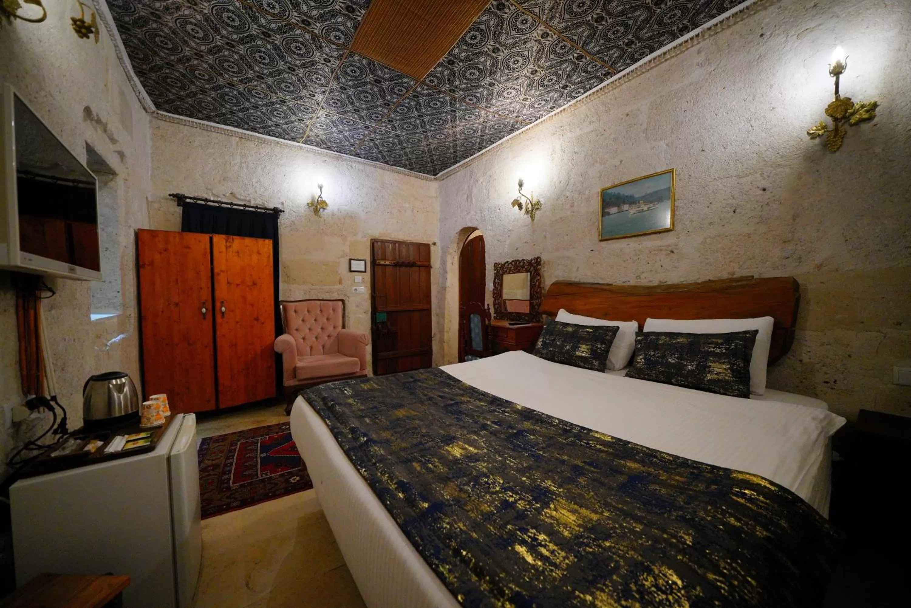 Bedroom, Bed in Cappadocia Nar Cave House & Swimming Pool