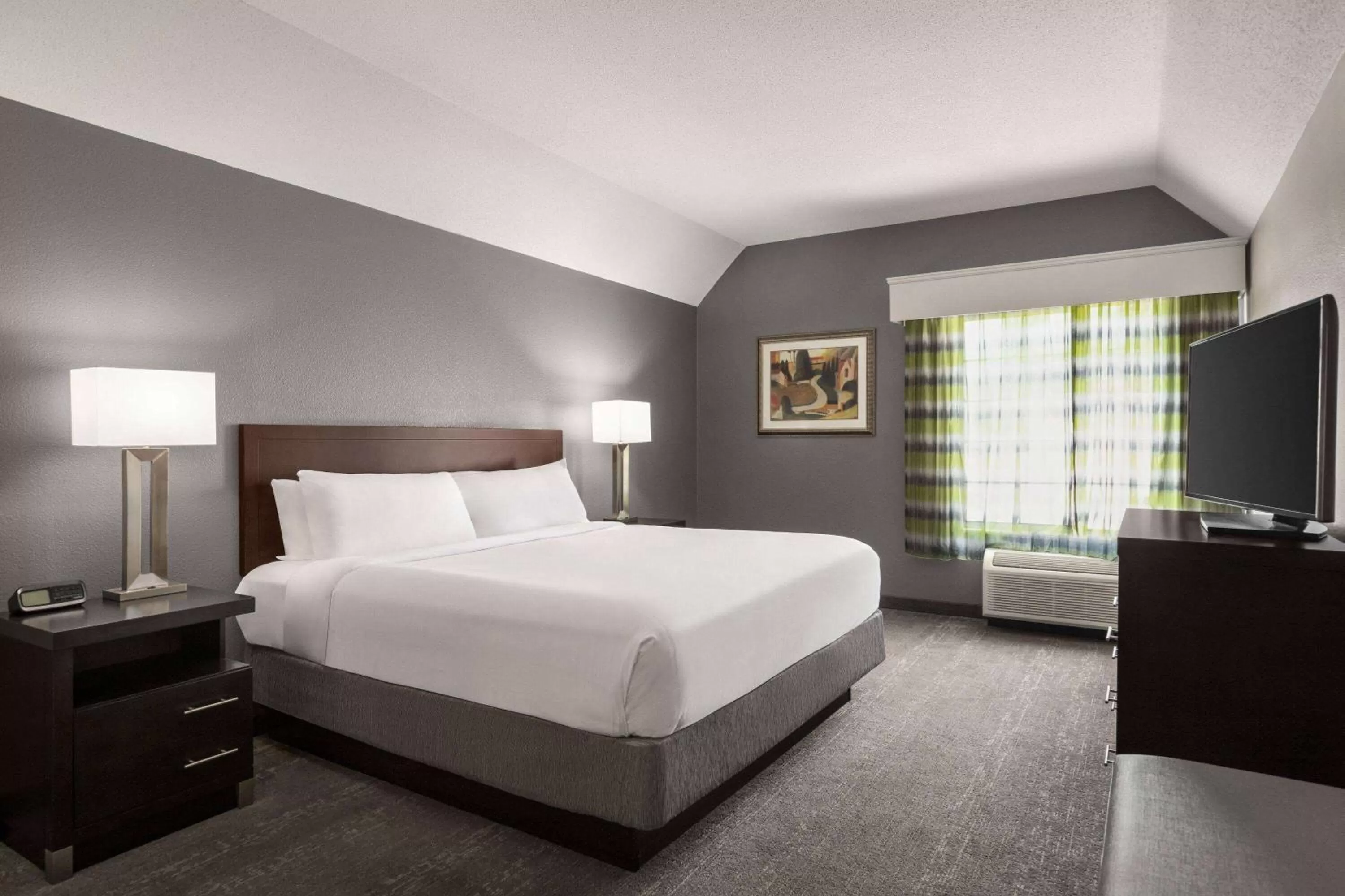 Bed in Wingate by Wyndham Port Wentworth Savannah Area