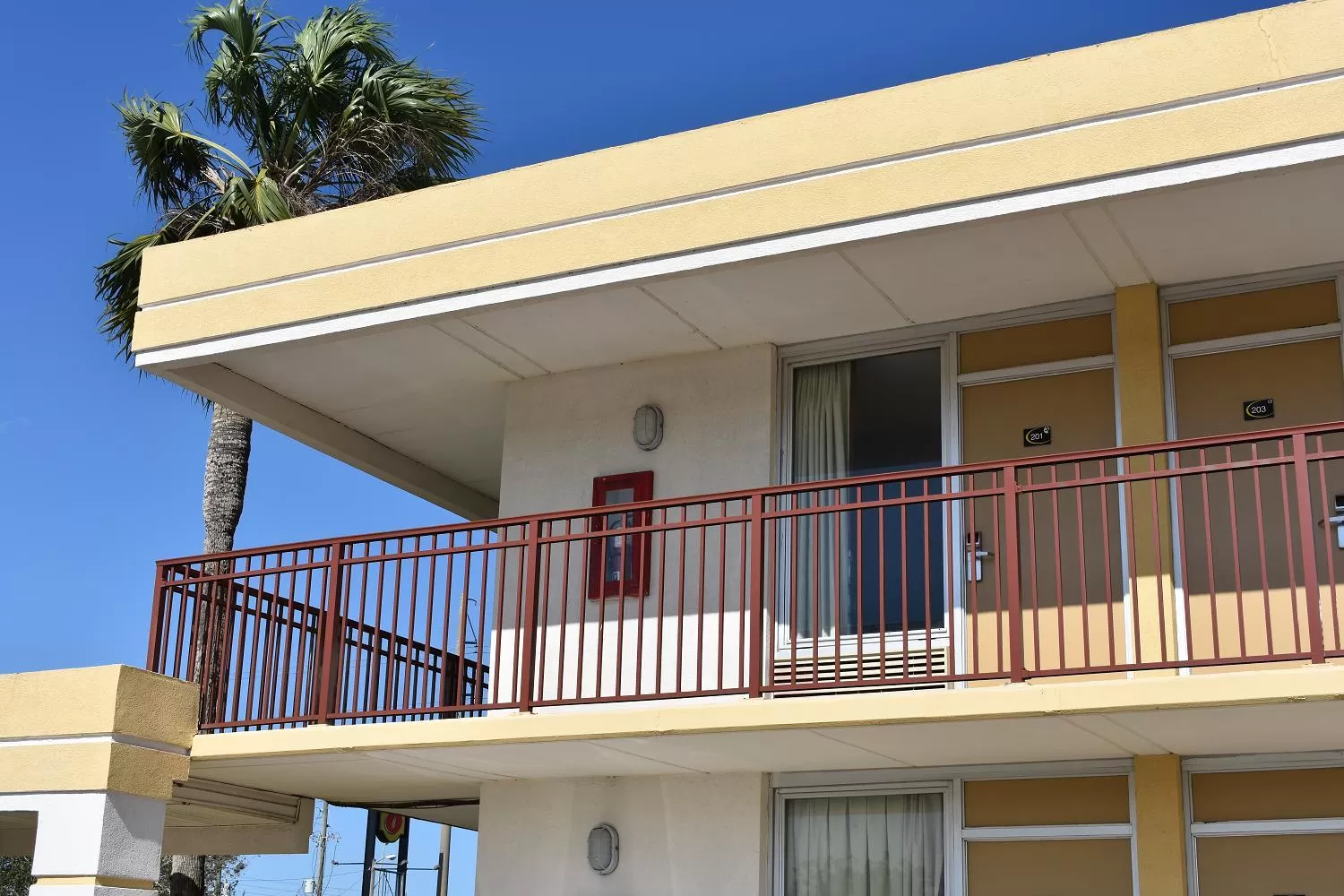 Property building in Super 8 by Wyndham Ocala I-75