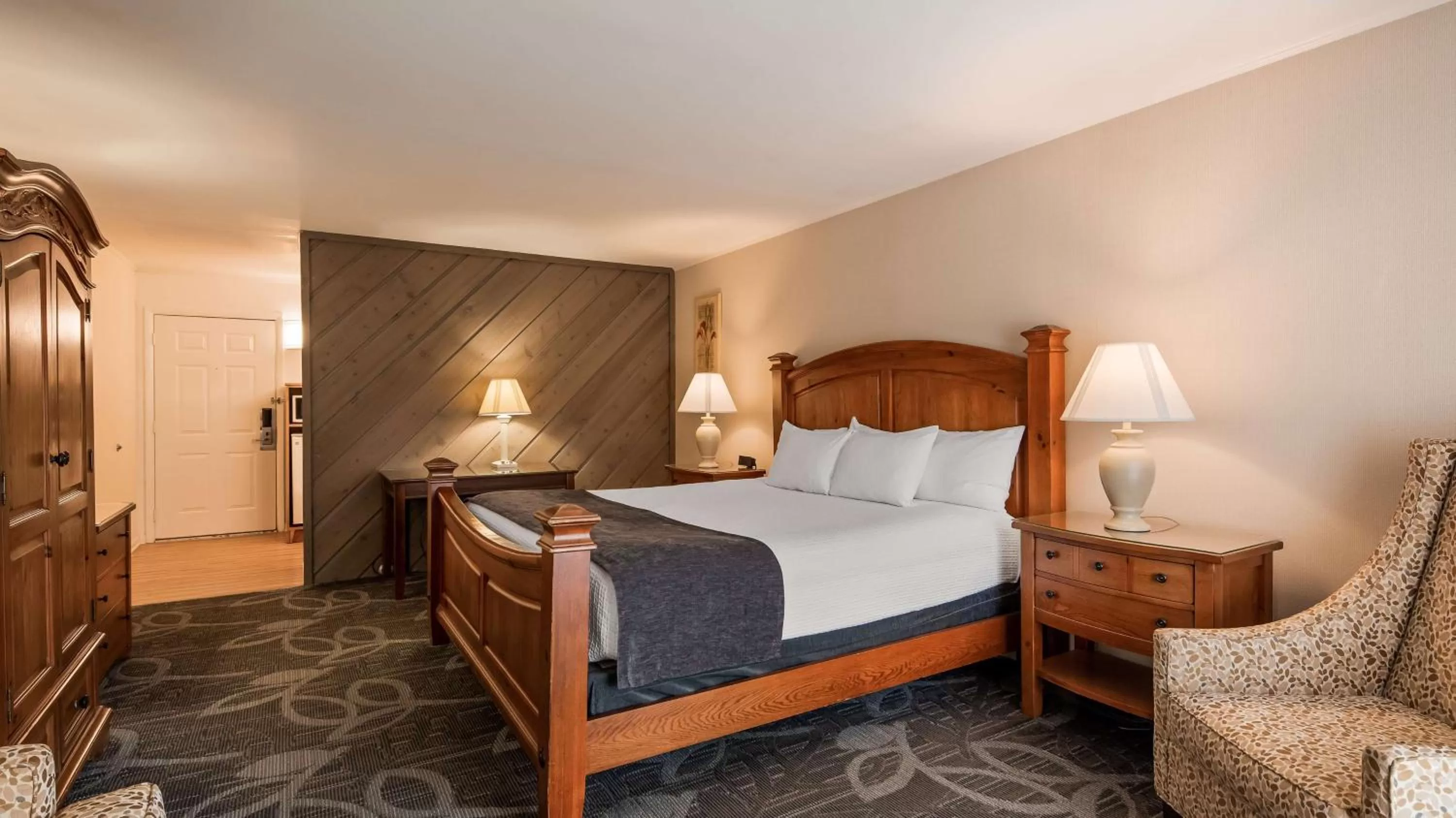 Bedroom in Best Western Chincoteague Island