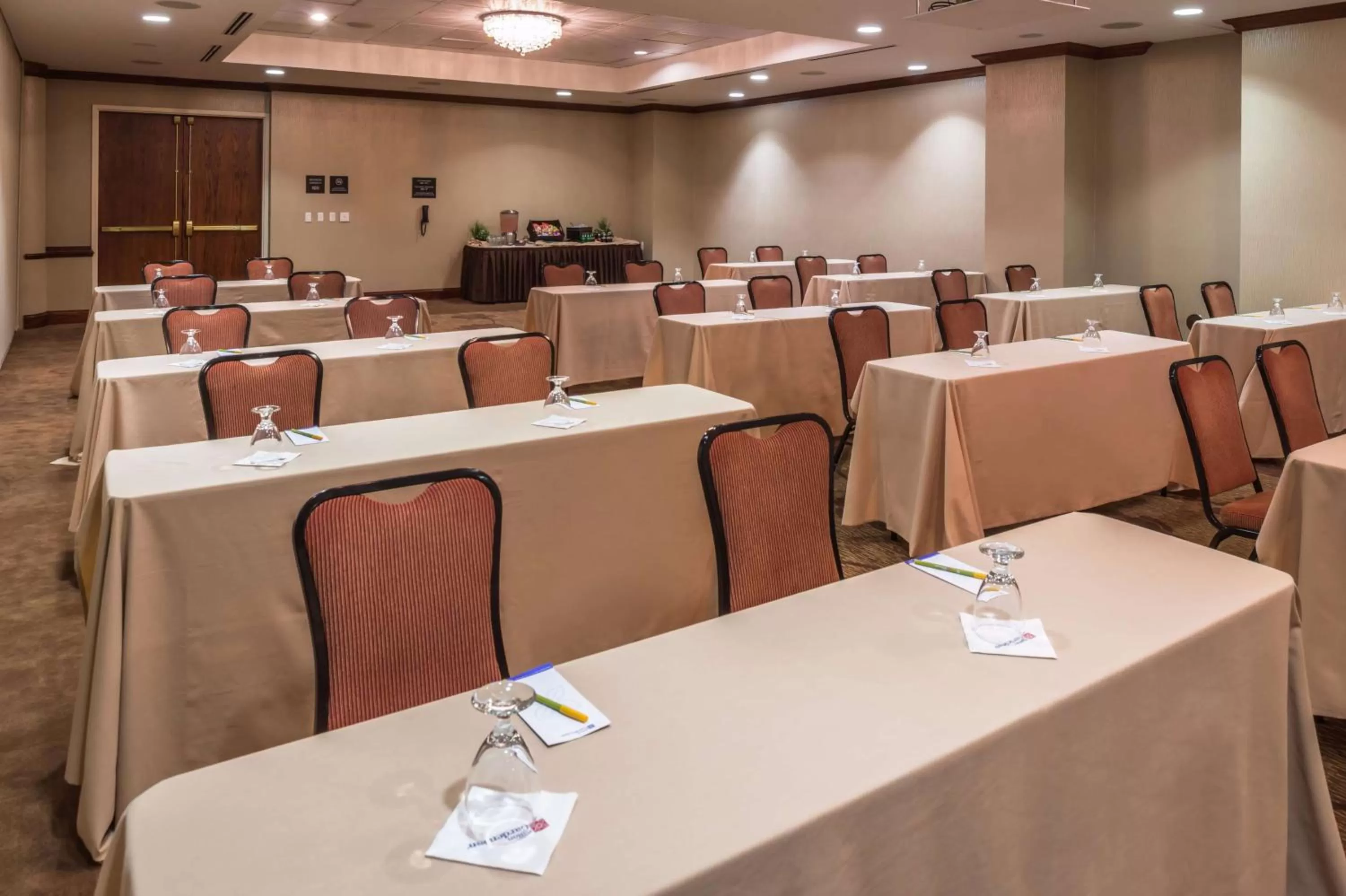 Meeting/conference room in Hilton Garden Inn Detroit Southfield