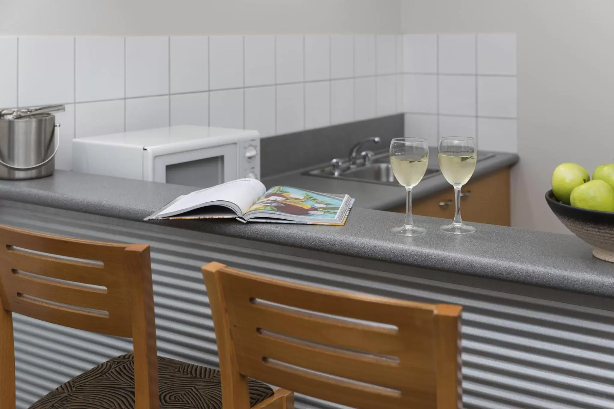 Kitchen or kitchenette in Rydges Darwin Central