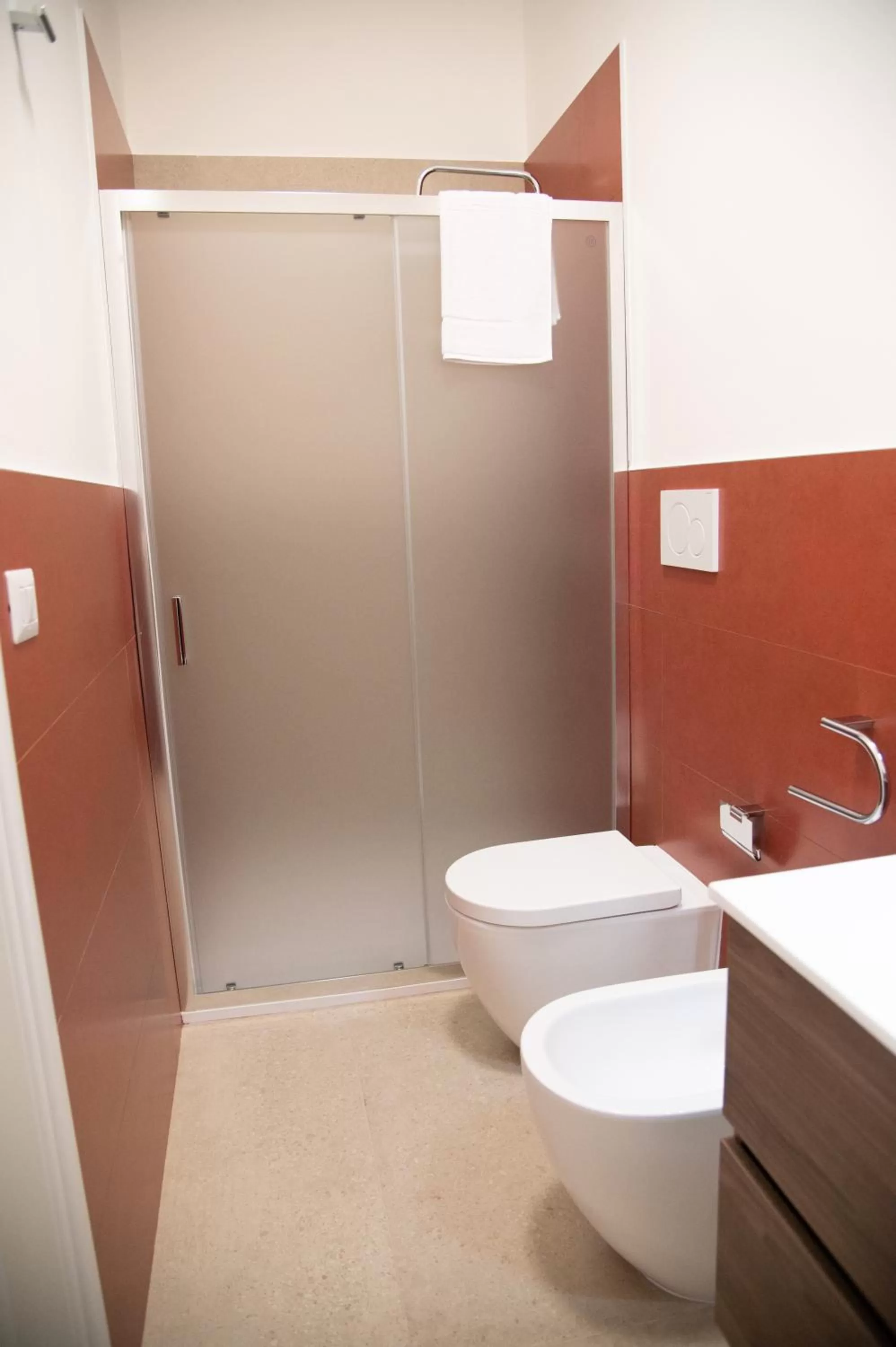 Bathroom in Granelli di sabbia