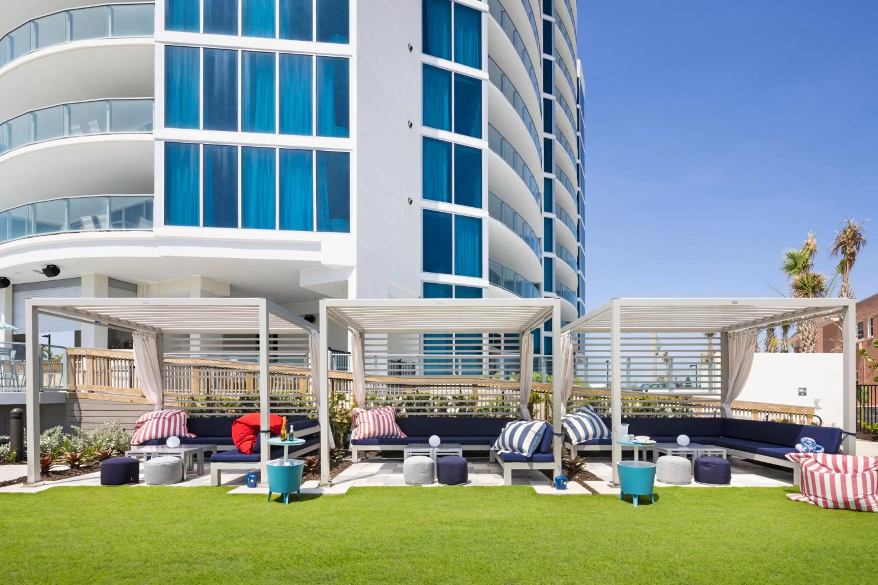 Property building in Max Beach Resort