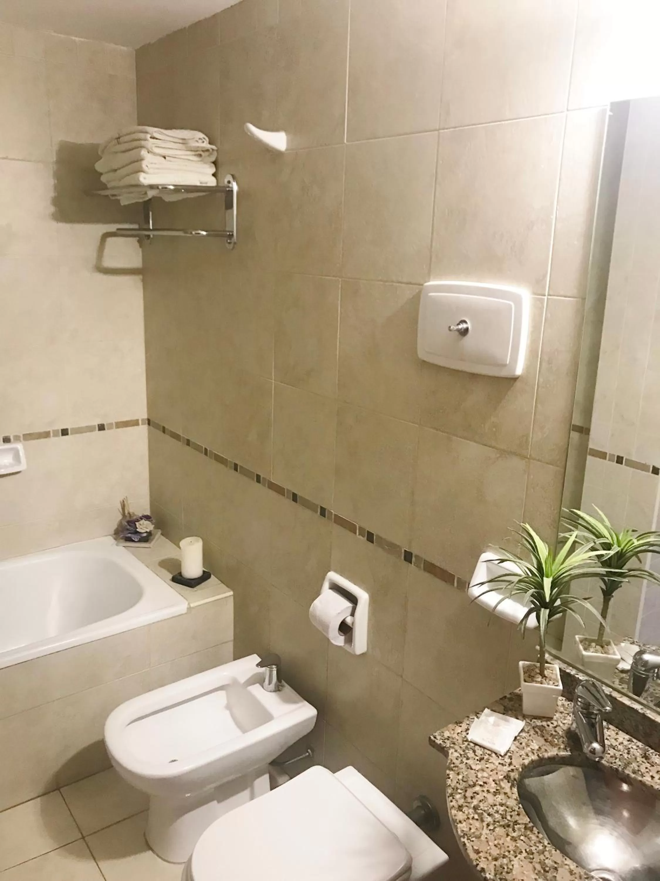 Bathroom in Hotel Alcazar