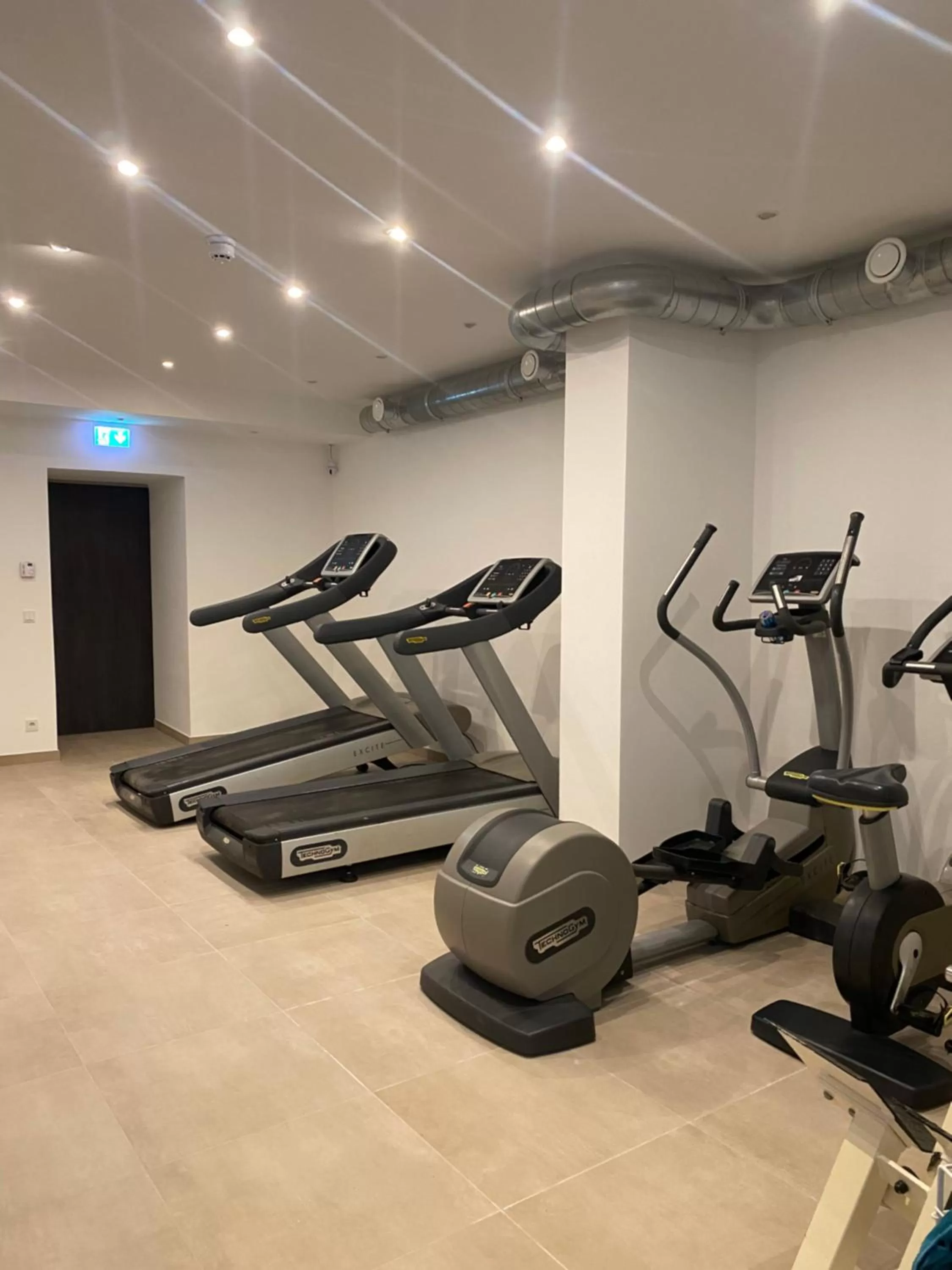 Fitness centre/facilities, Fitness Center/Facilities in The Monument Hotel - BW Signature Collection