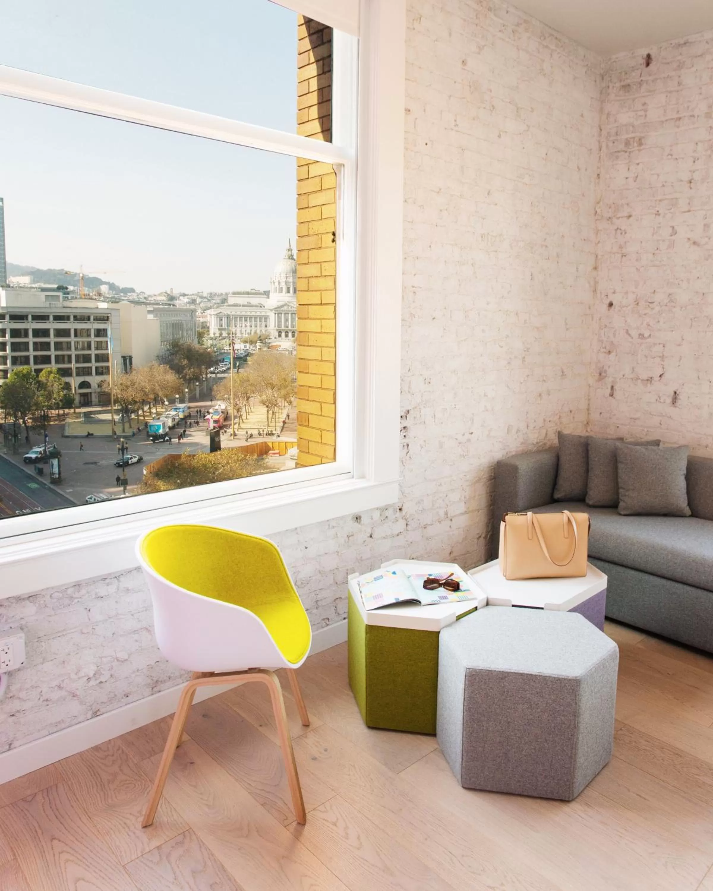 Bed in Yotel San Francisco