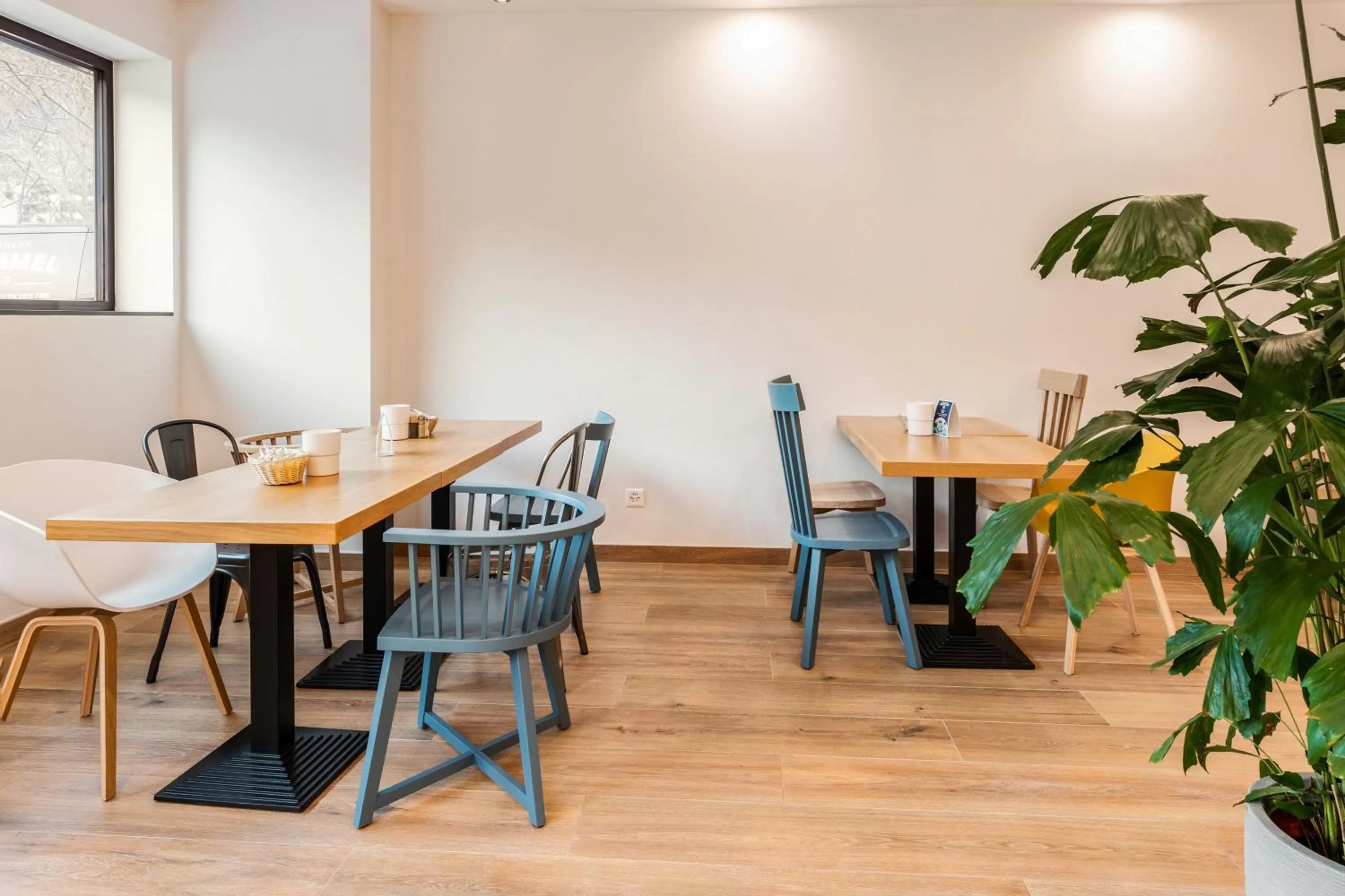 Restaurant/places to eat in Campanile Martigny