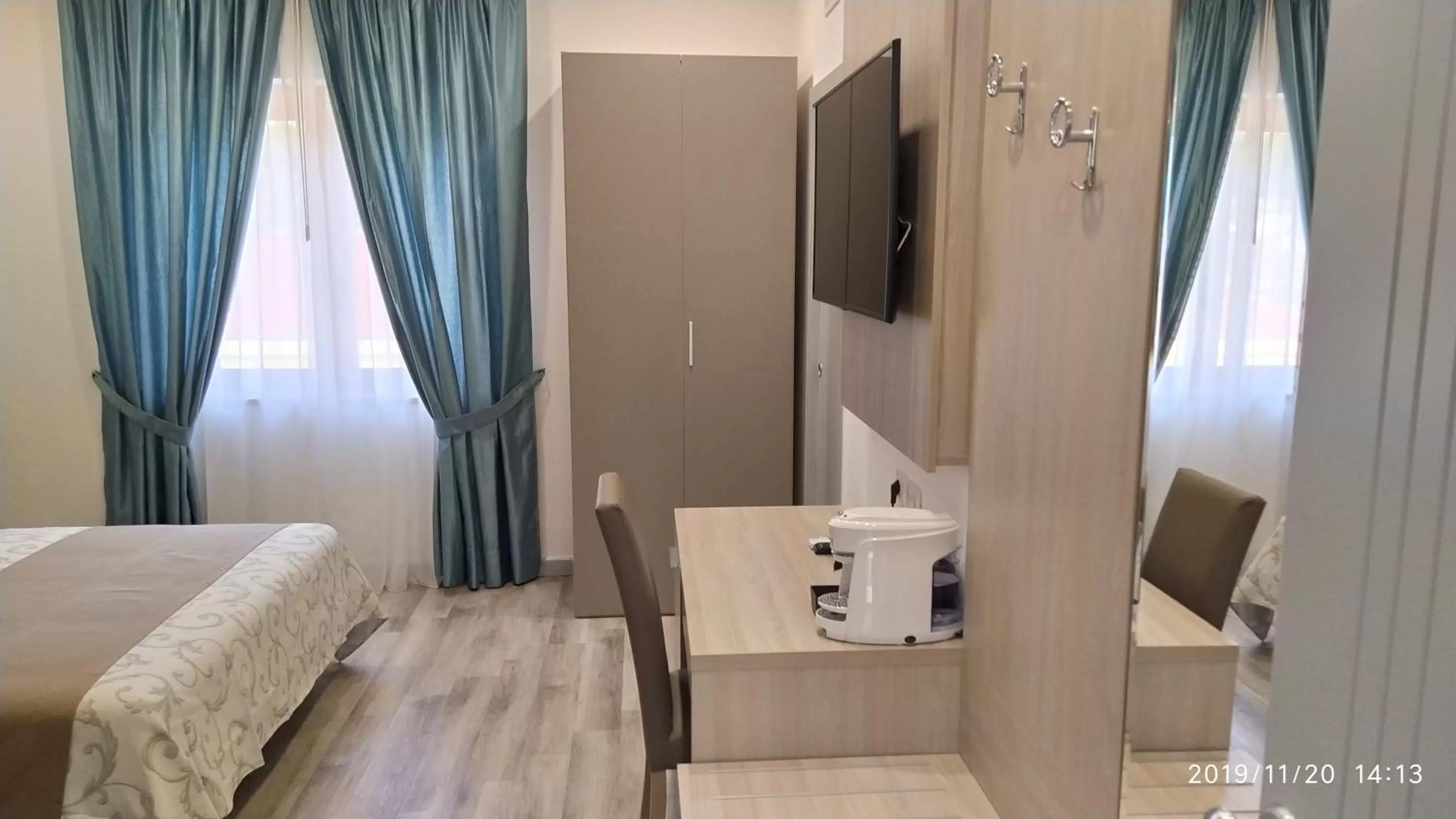 TV and multimedia, Bed in B&B La Stazione