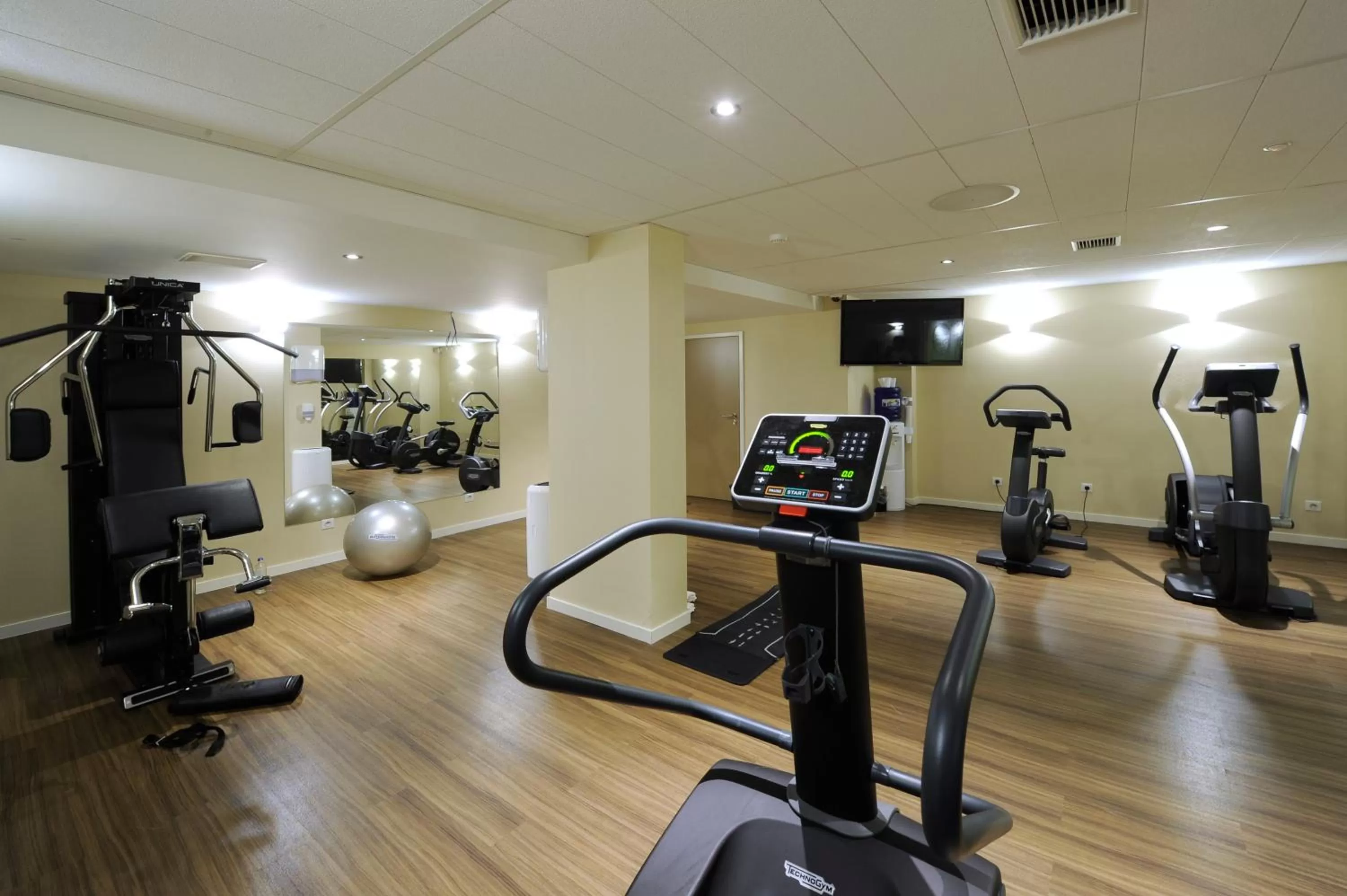 Fitness centre/facilities in Hotel Charleroi Airport - Van Der Valk