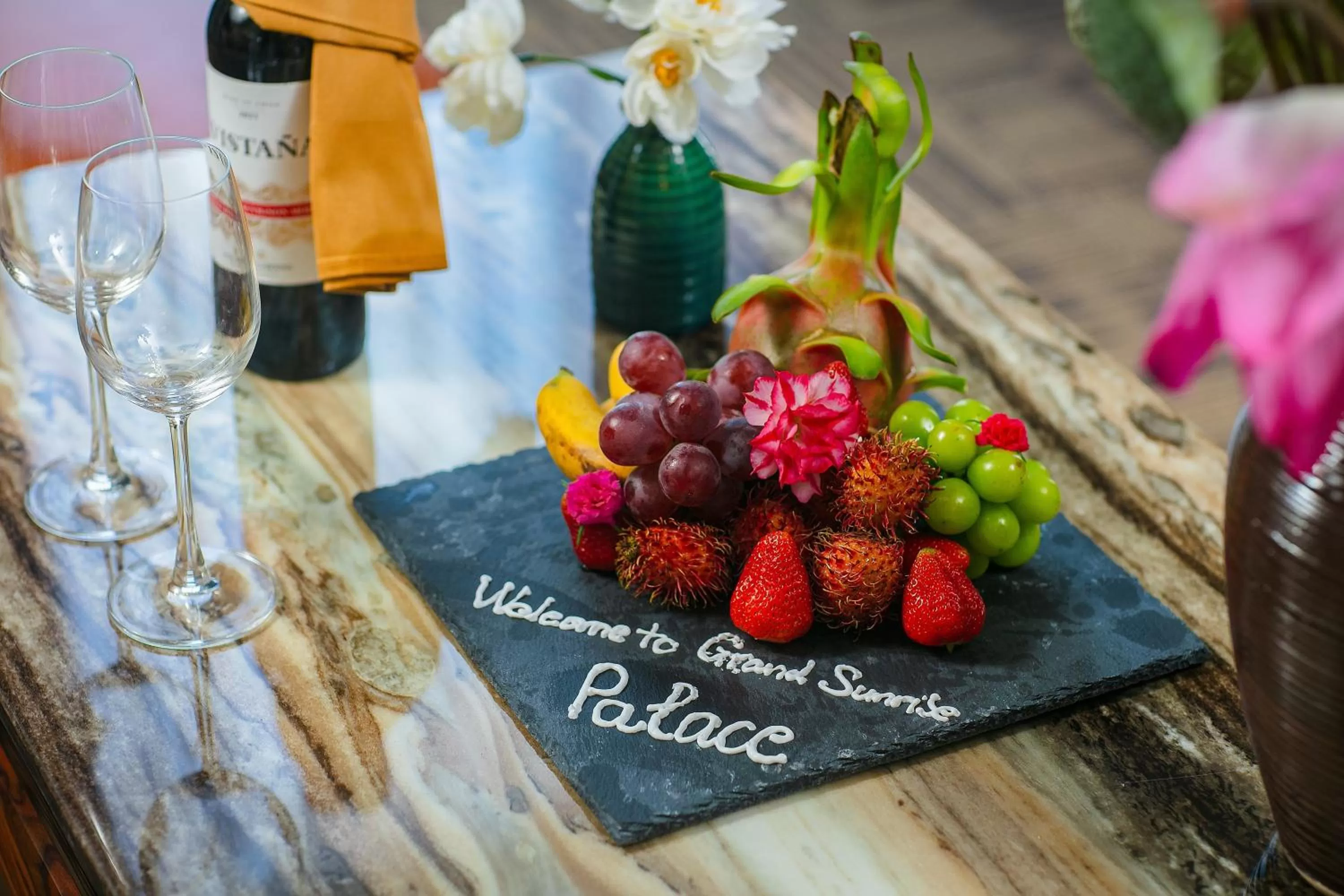 Food and drinks in Grand Sunrise Palace Hoi An- A Luxury Indochine Hotel & Spa