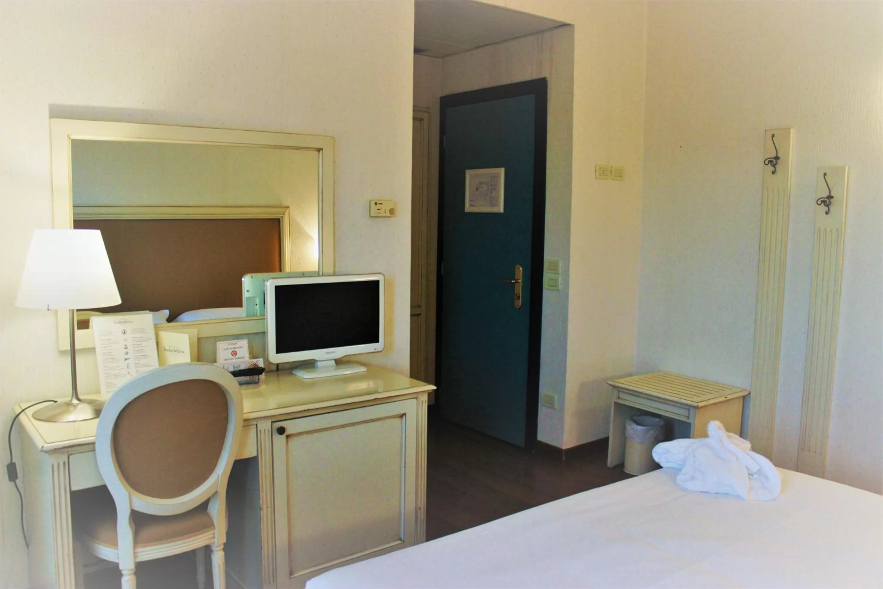 Photo of the whole room, Bed in Hotel Antico Mulino