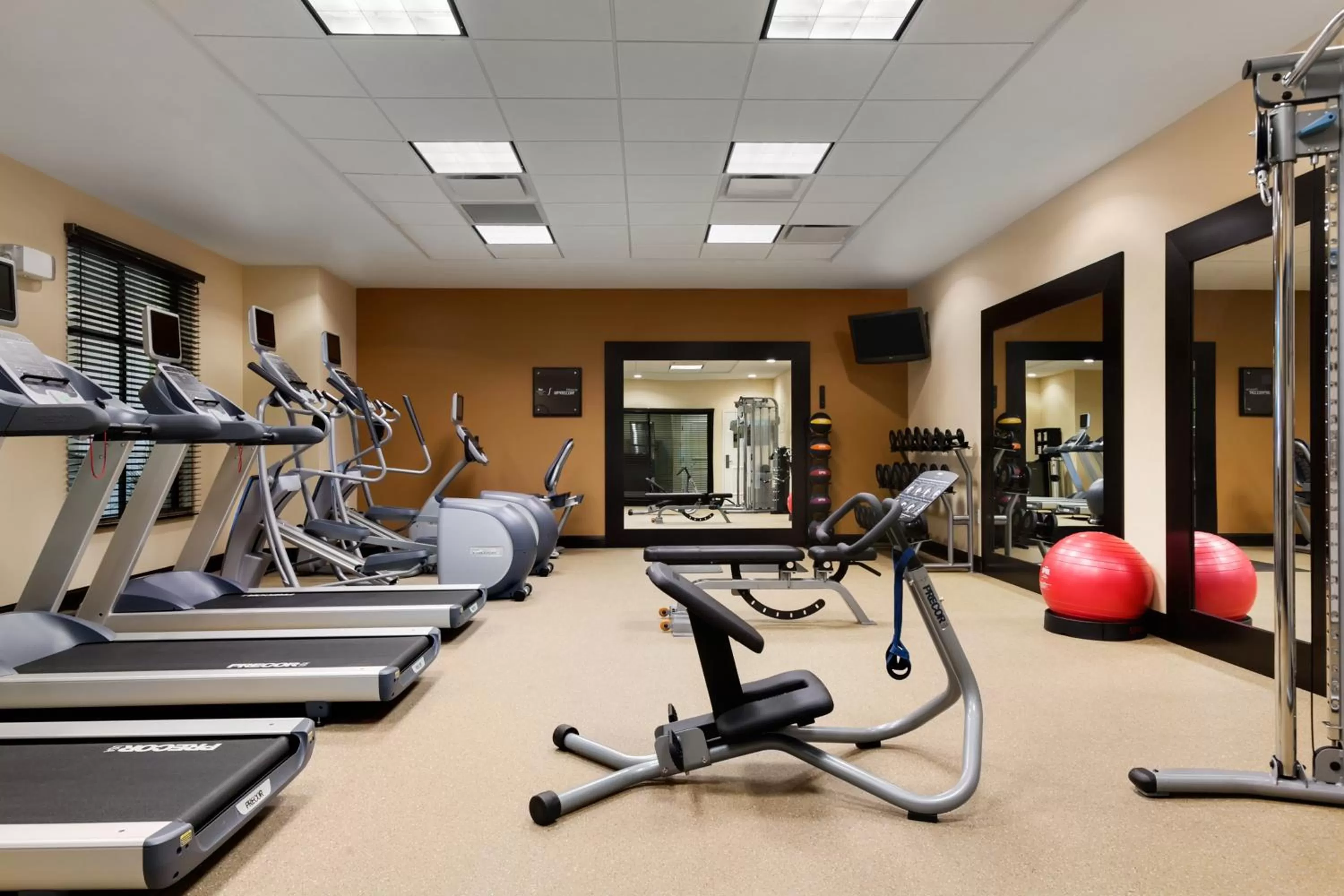 Fitness centre/facilities in Homewood Suites by Hilton Joplin