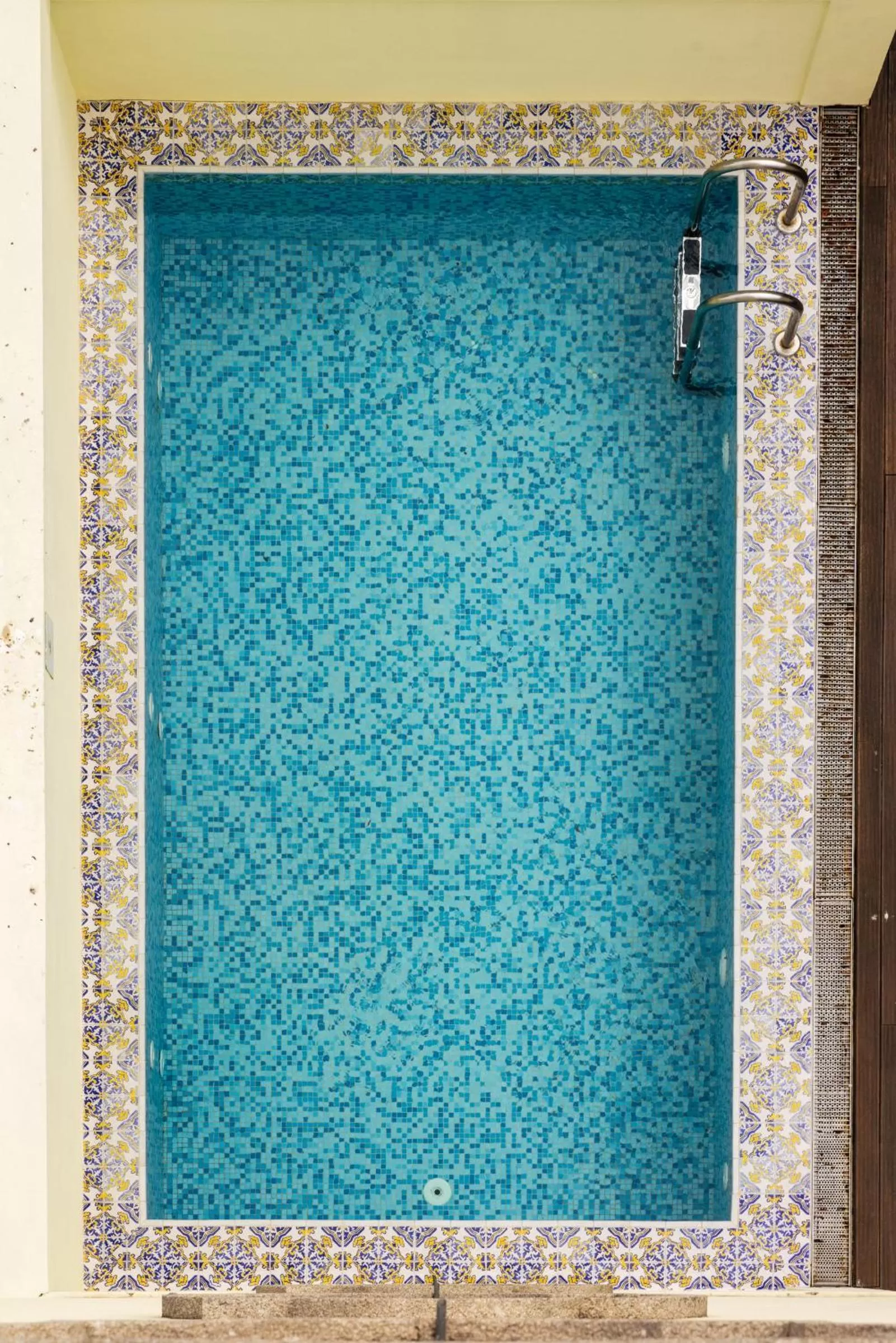 Swimming pool in Hospes Infante Sagres Porto - Small Luxury Hotels Of The World