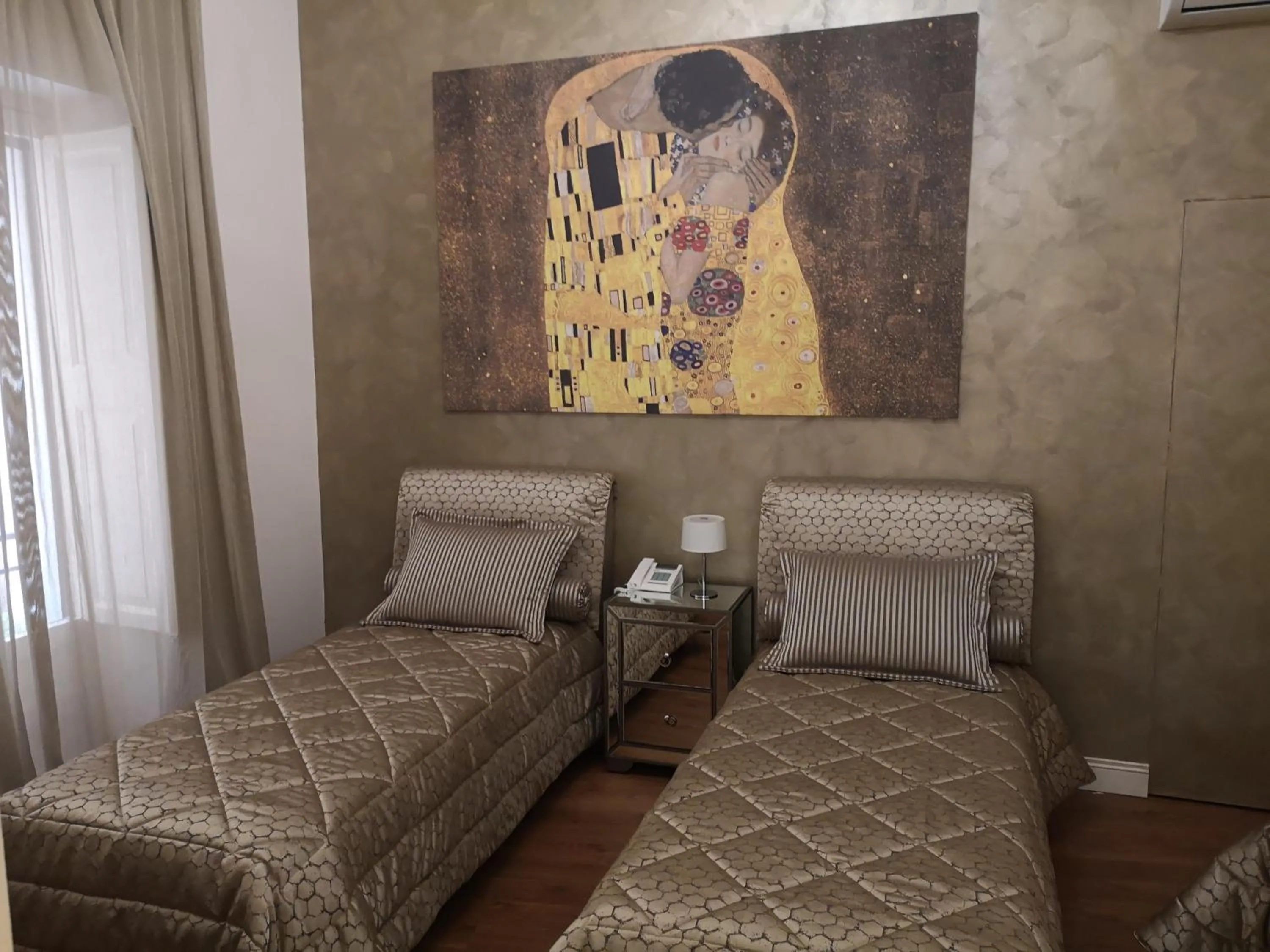 Photo of the whole room, Bed in B&B Palazzo del Teatro