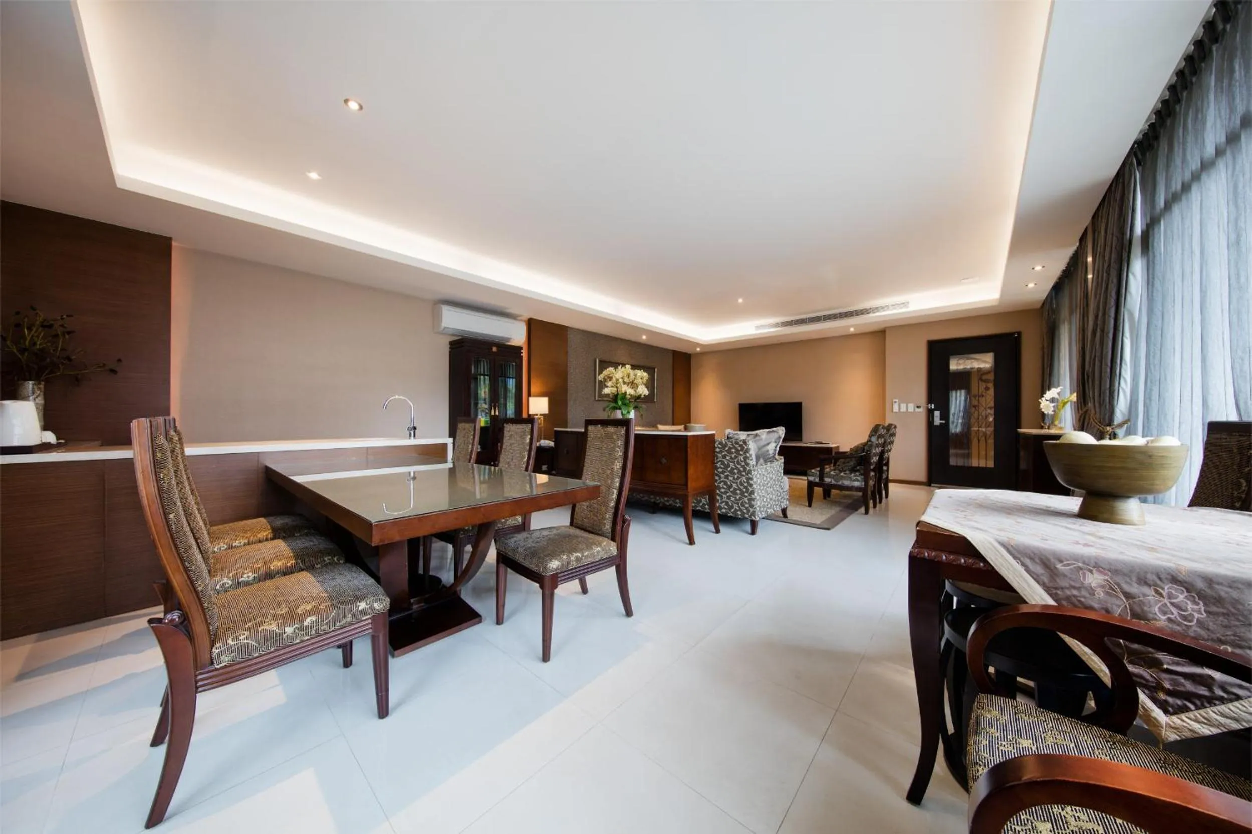 Living room in Great Roots Forestry Spa Resort