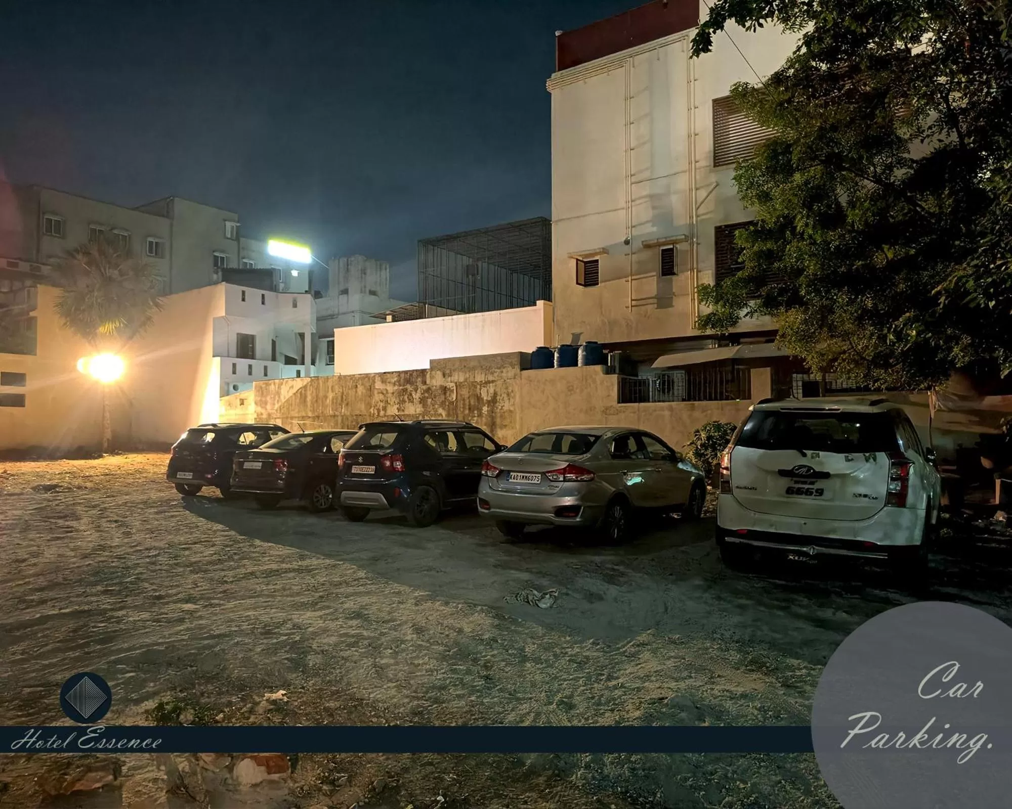 Night in Hotel ESSENCE