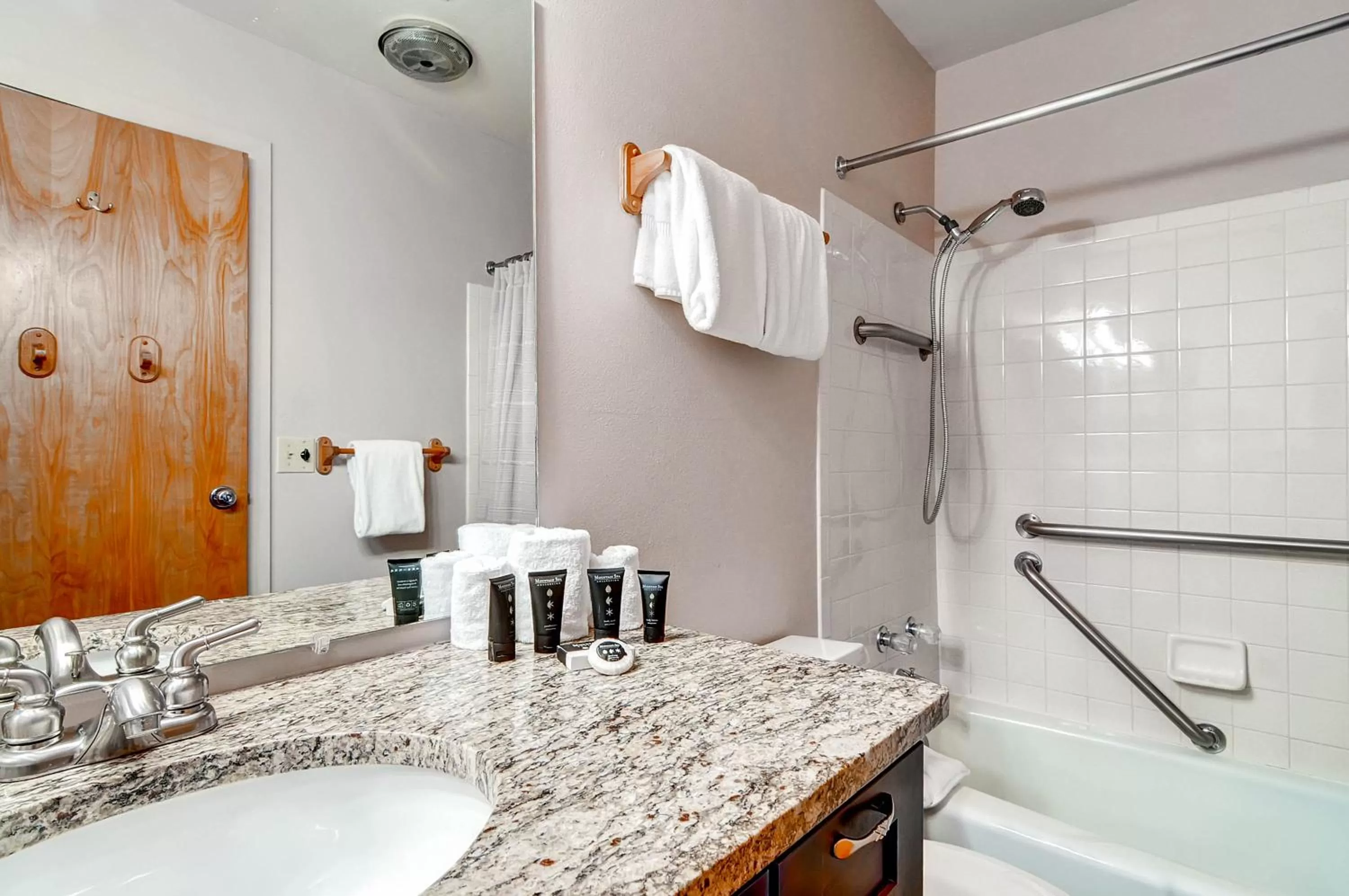 Lakeside Village by Keystone Resort